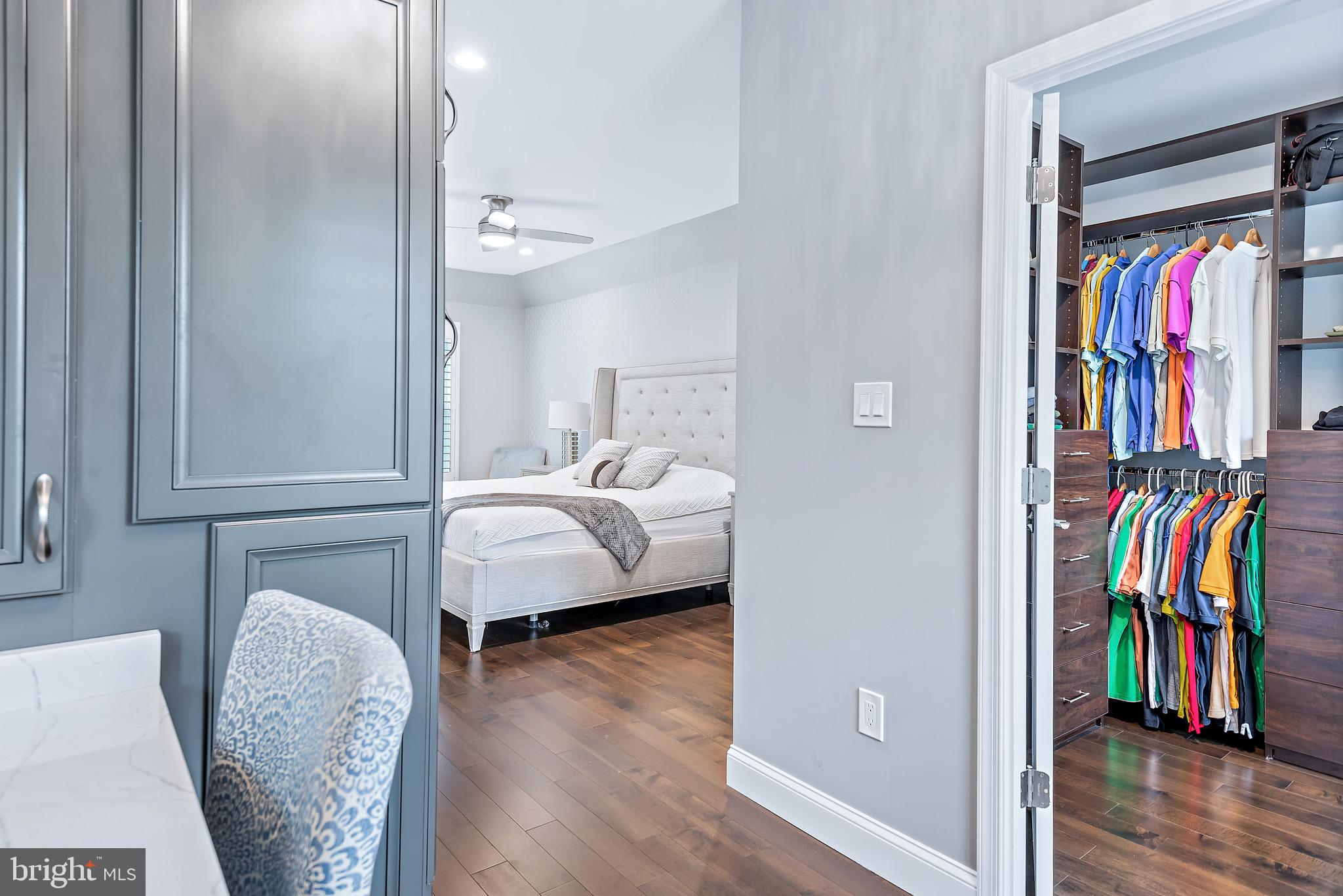 MILLS FARM - Residential