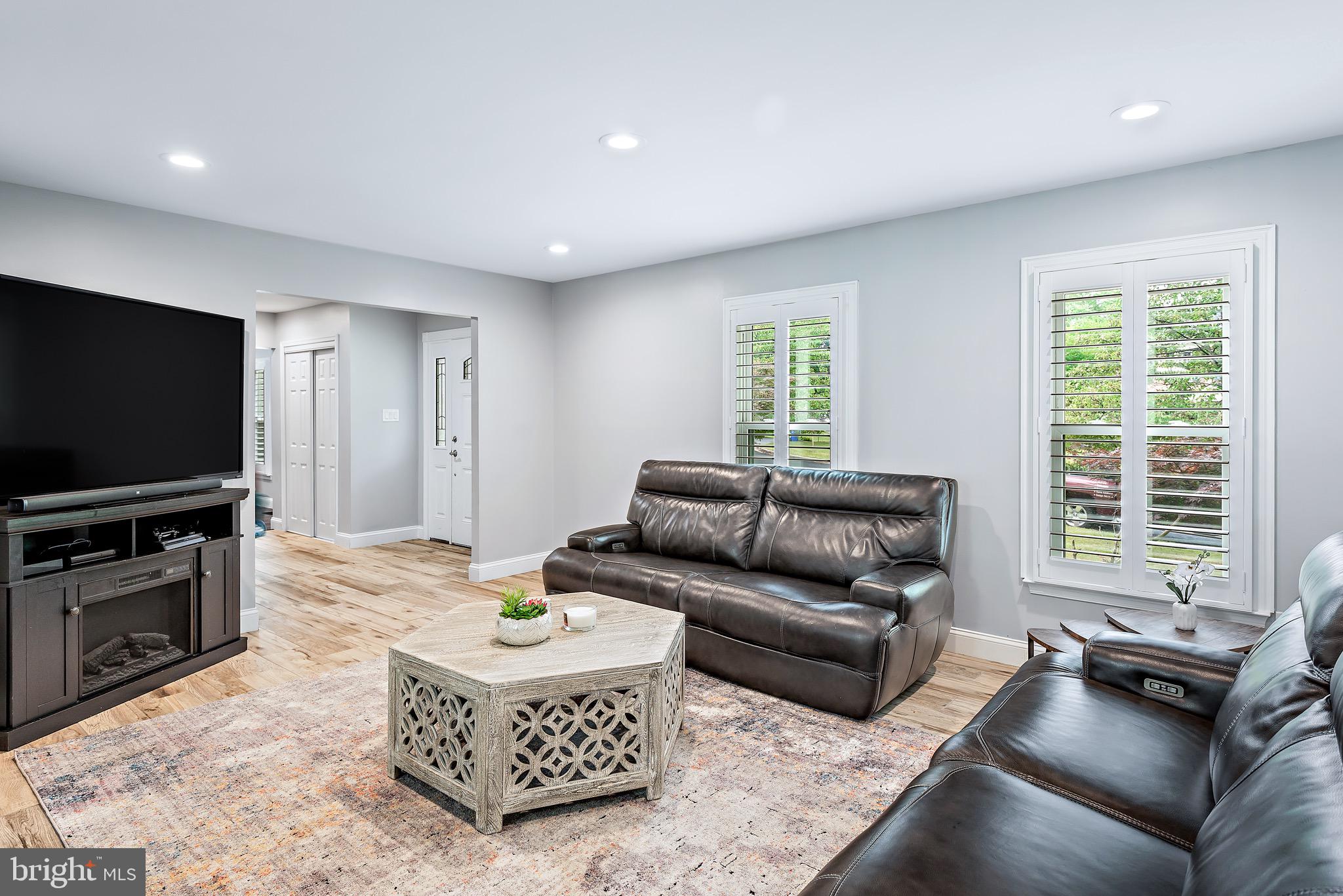 MILLS FARM - Residential