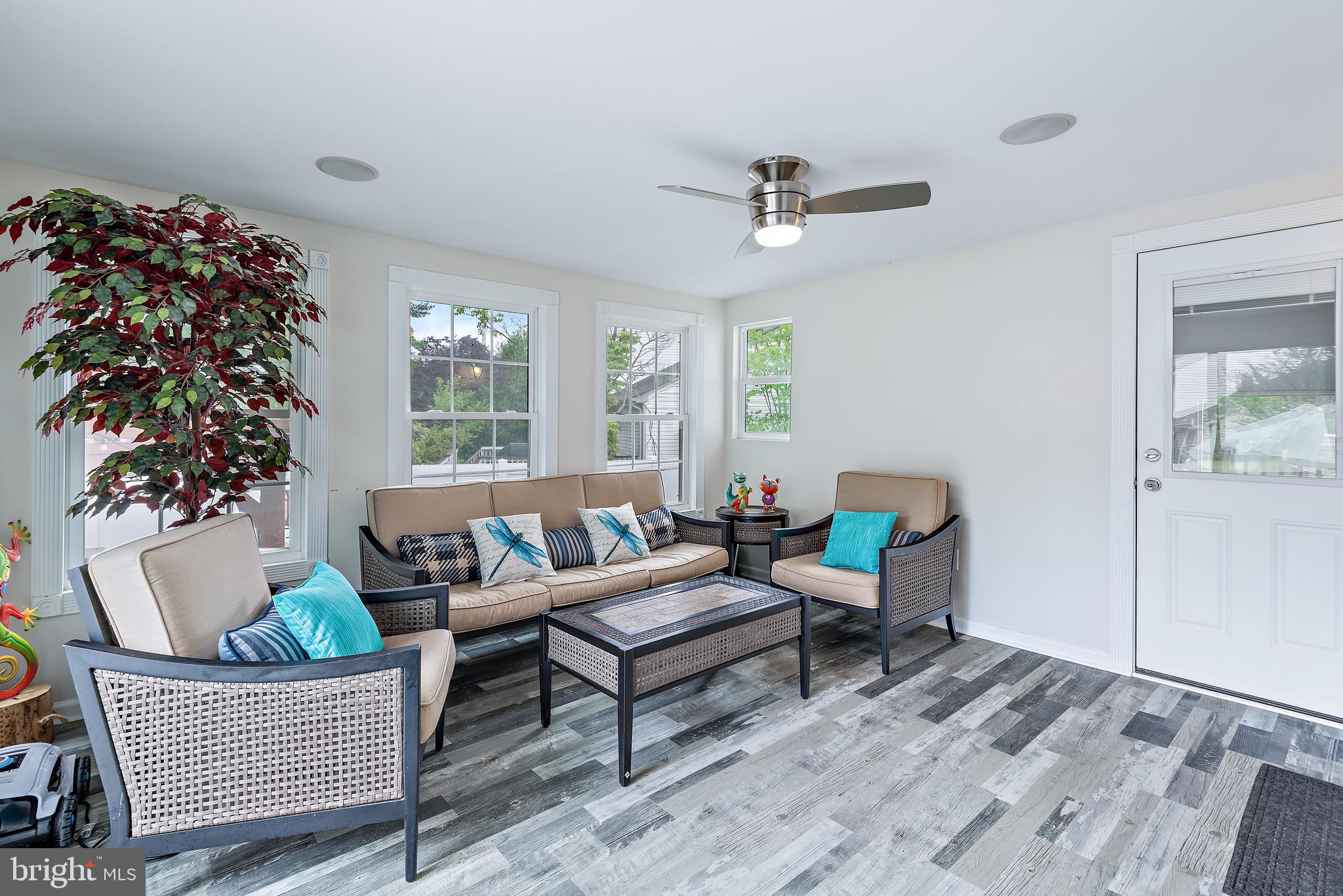 MILLS FARM - Residential