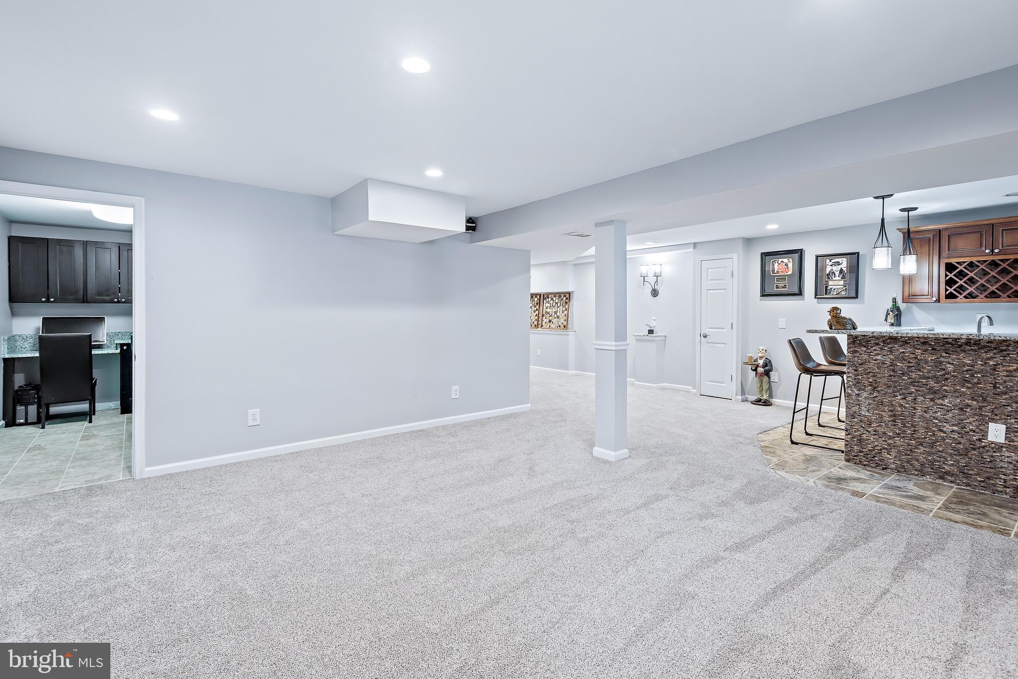 MILLS FARM - Residential