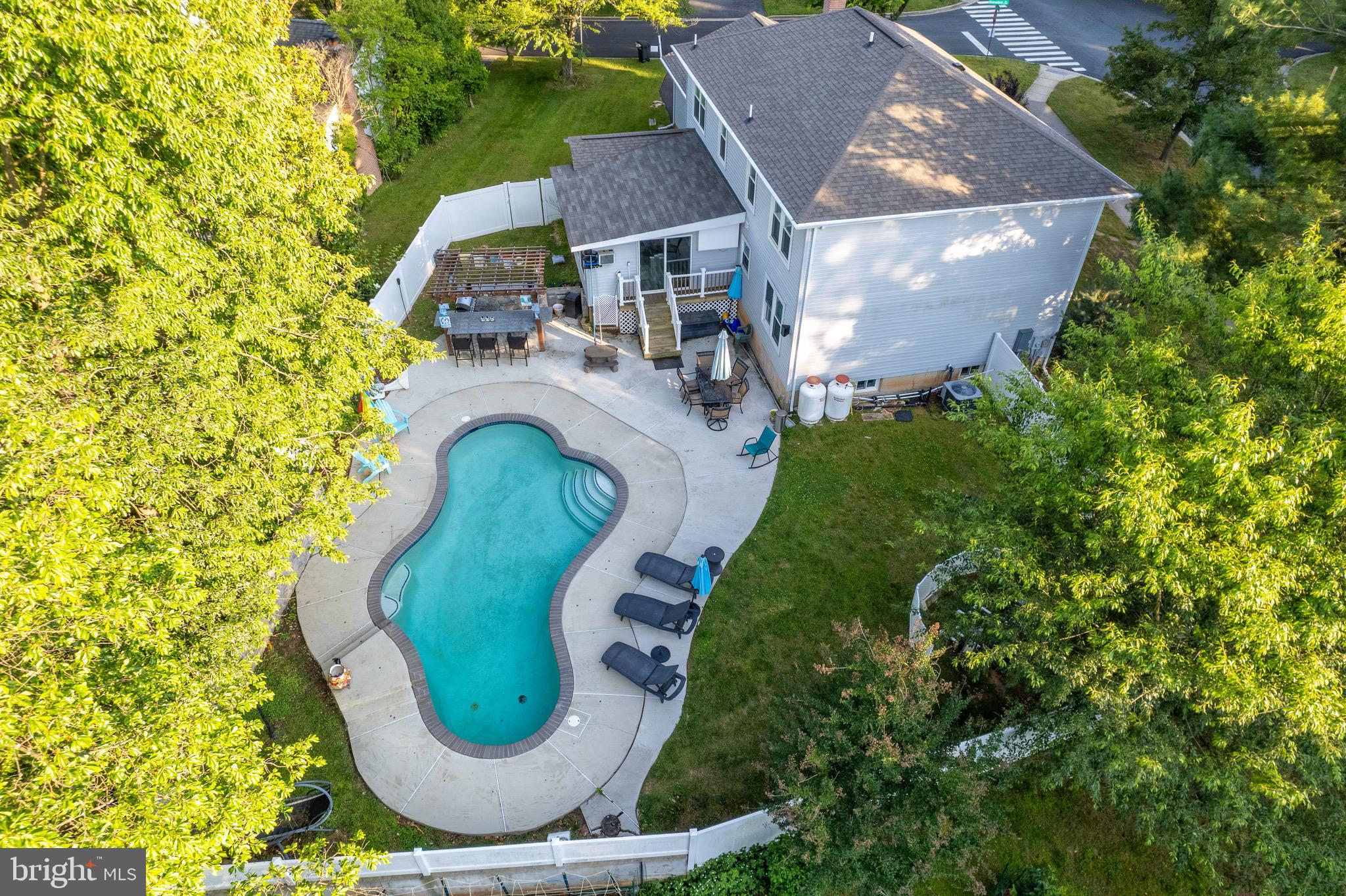 MILLS FARM - Residential