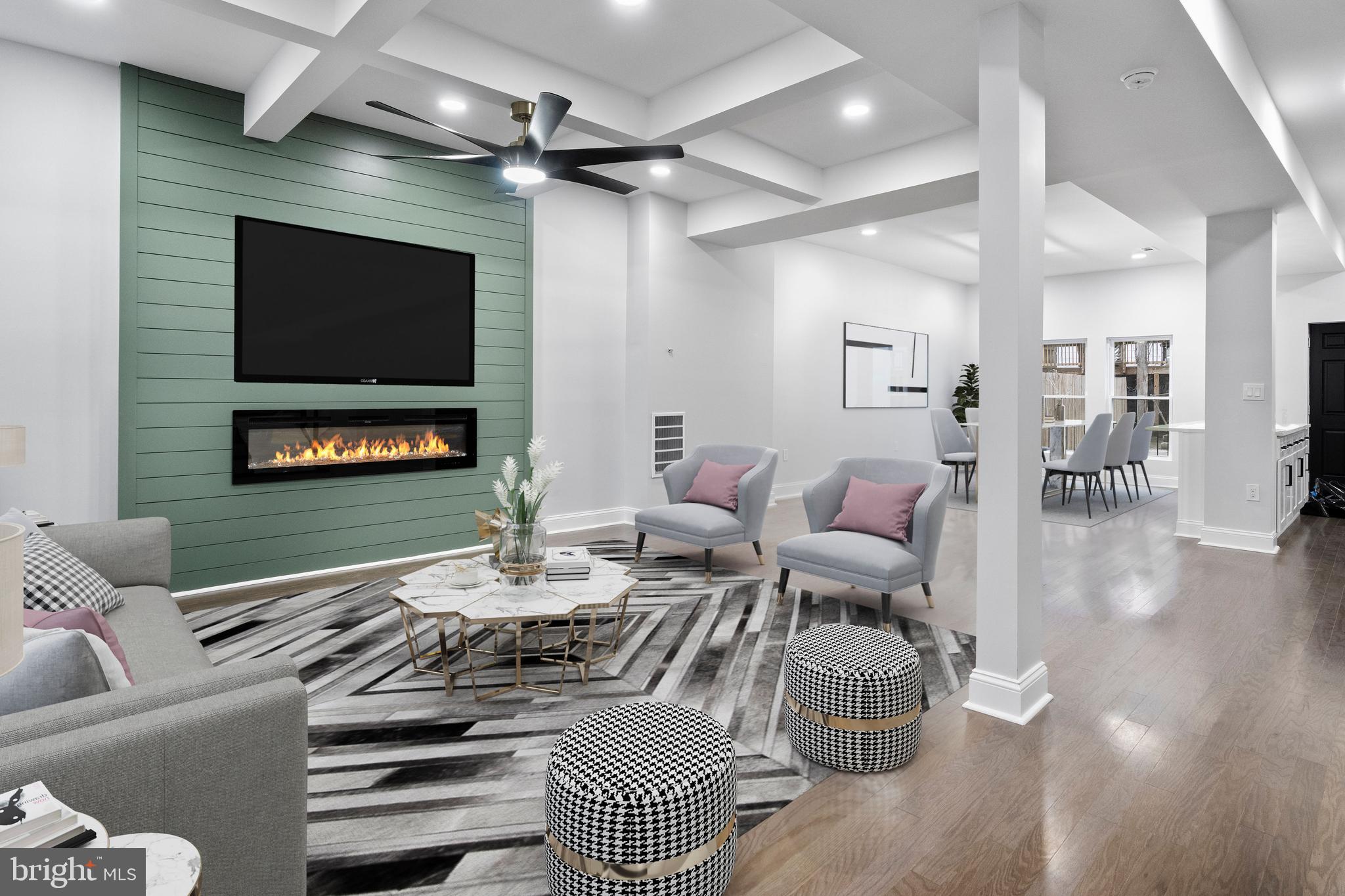 EVERGREEN LAWN - Residential