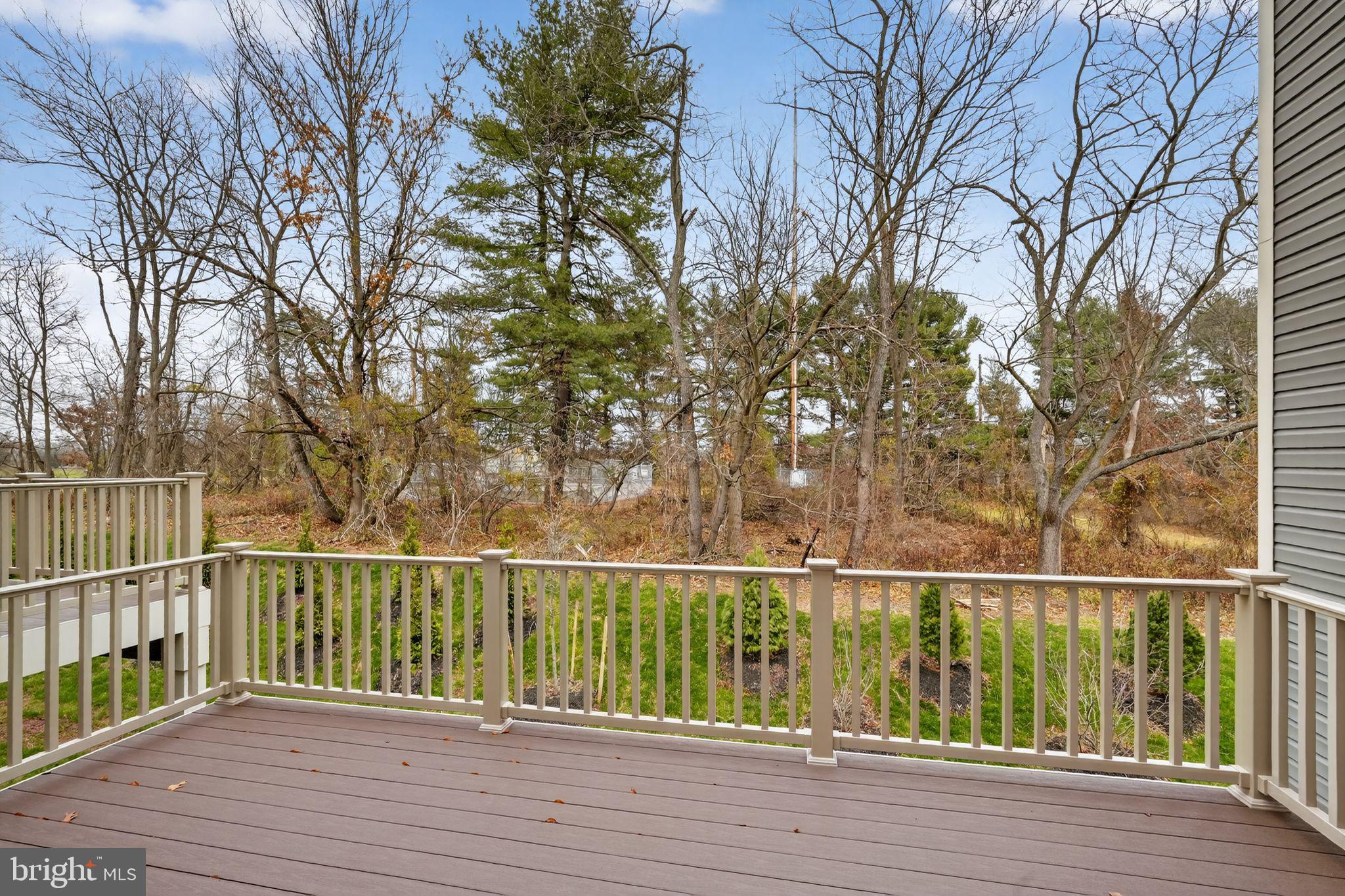 LEWIS POINTE - Residential