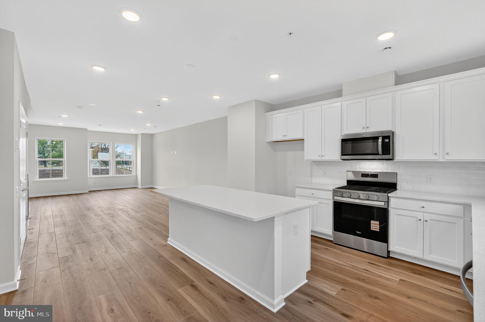 LEWIS POINTE - Residential