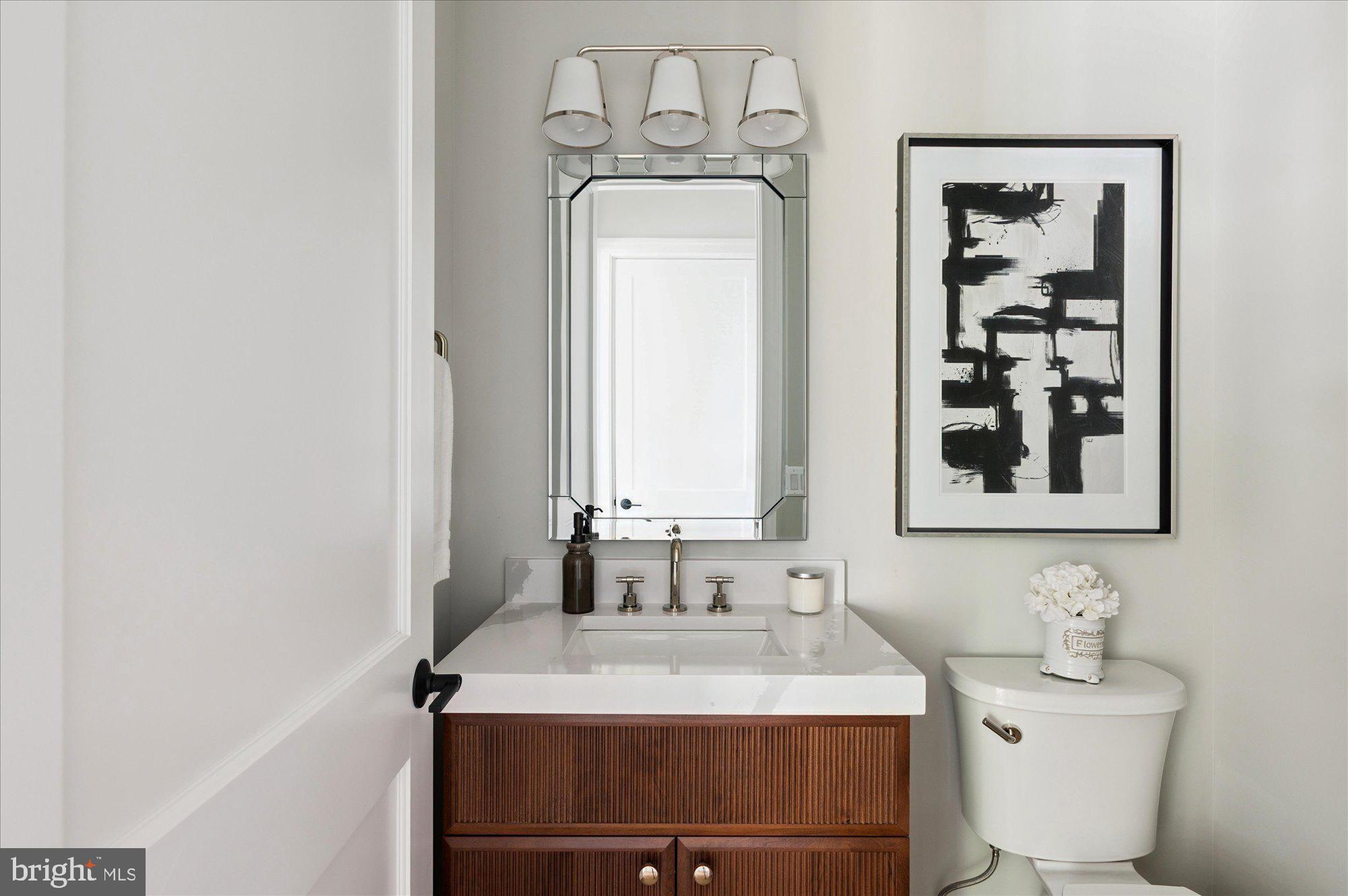 COUNTRY CLUB HILLS - Residential