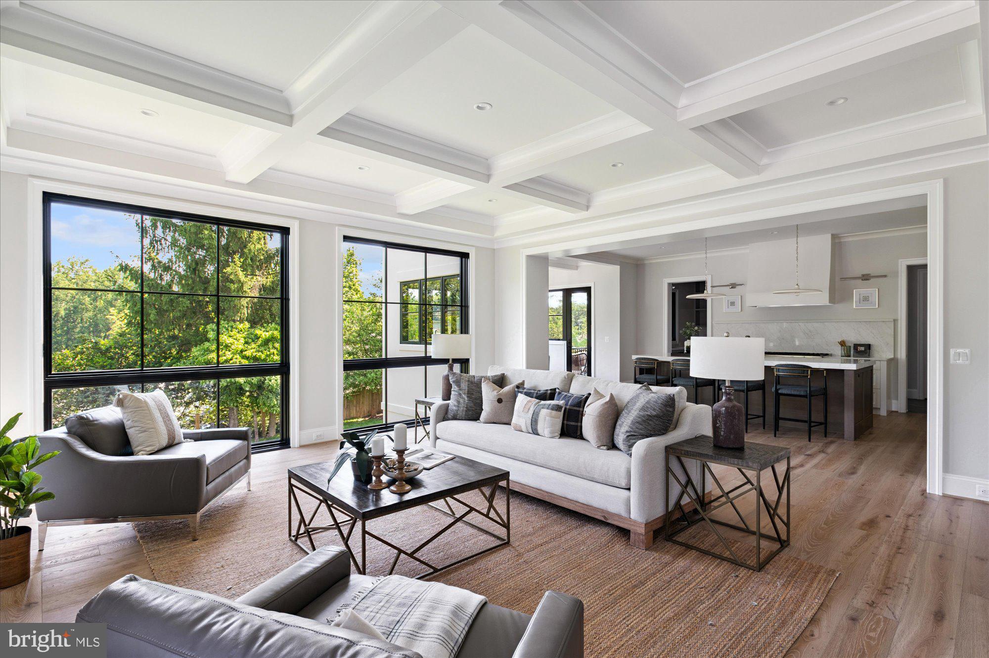 COUNTRY CLUB HILLS - Residential