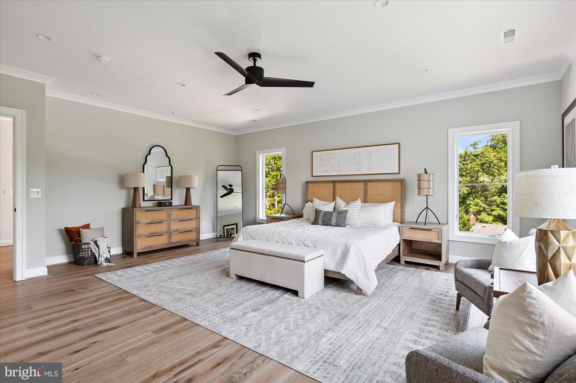 COUNTRY CLUB HILLS - Residential