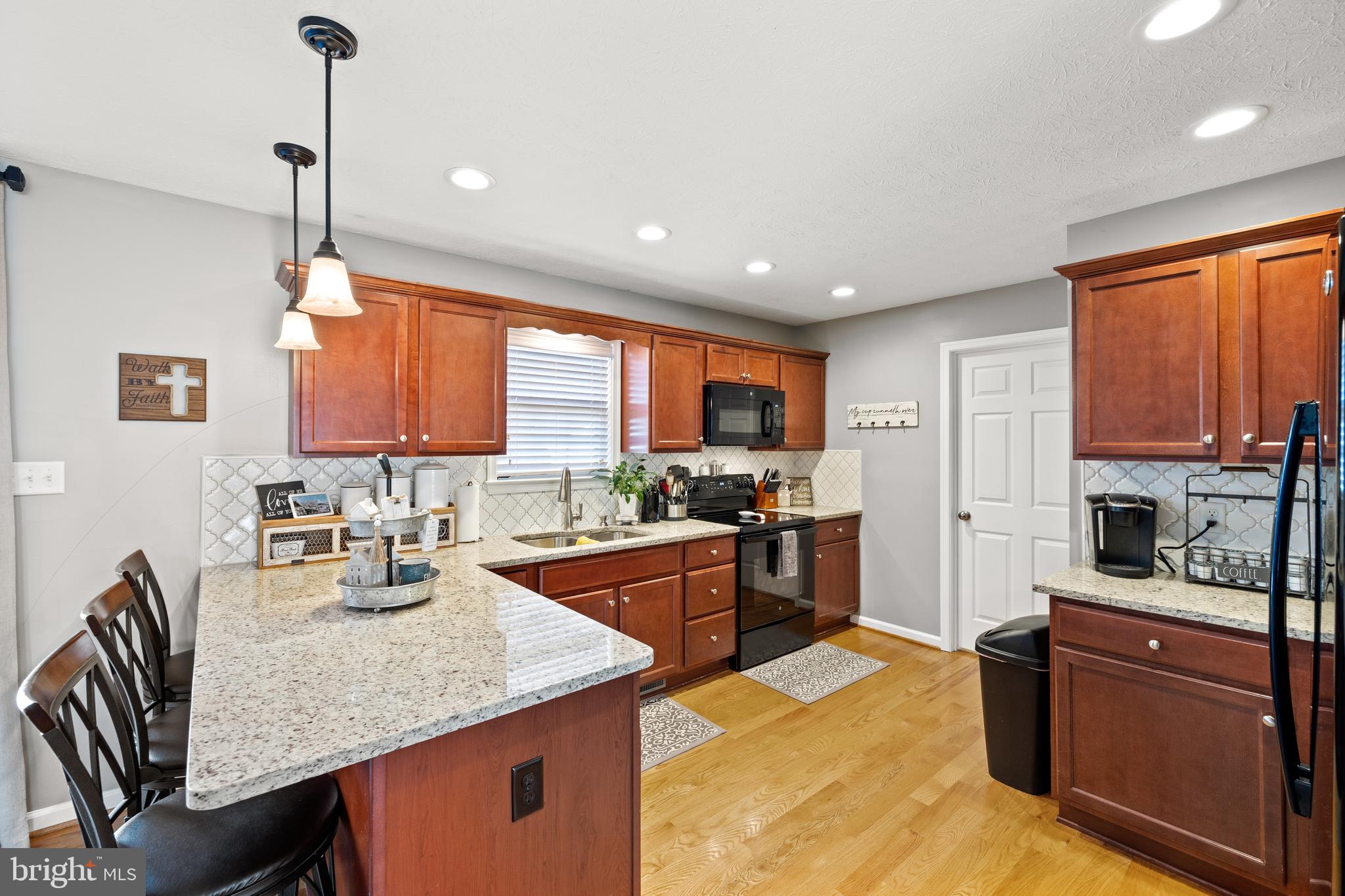 OXBOW ESTATES - Residential