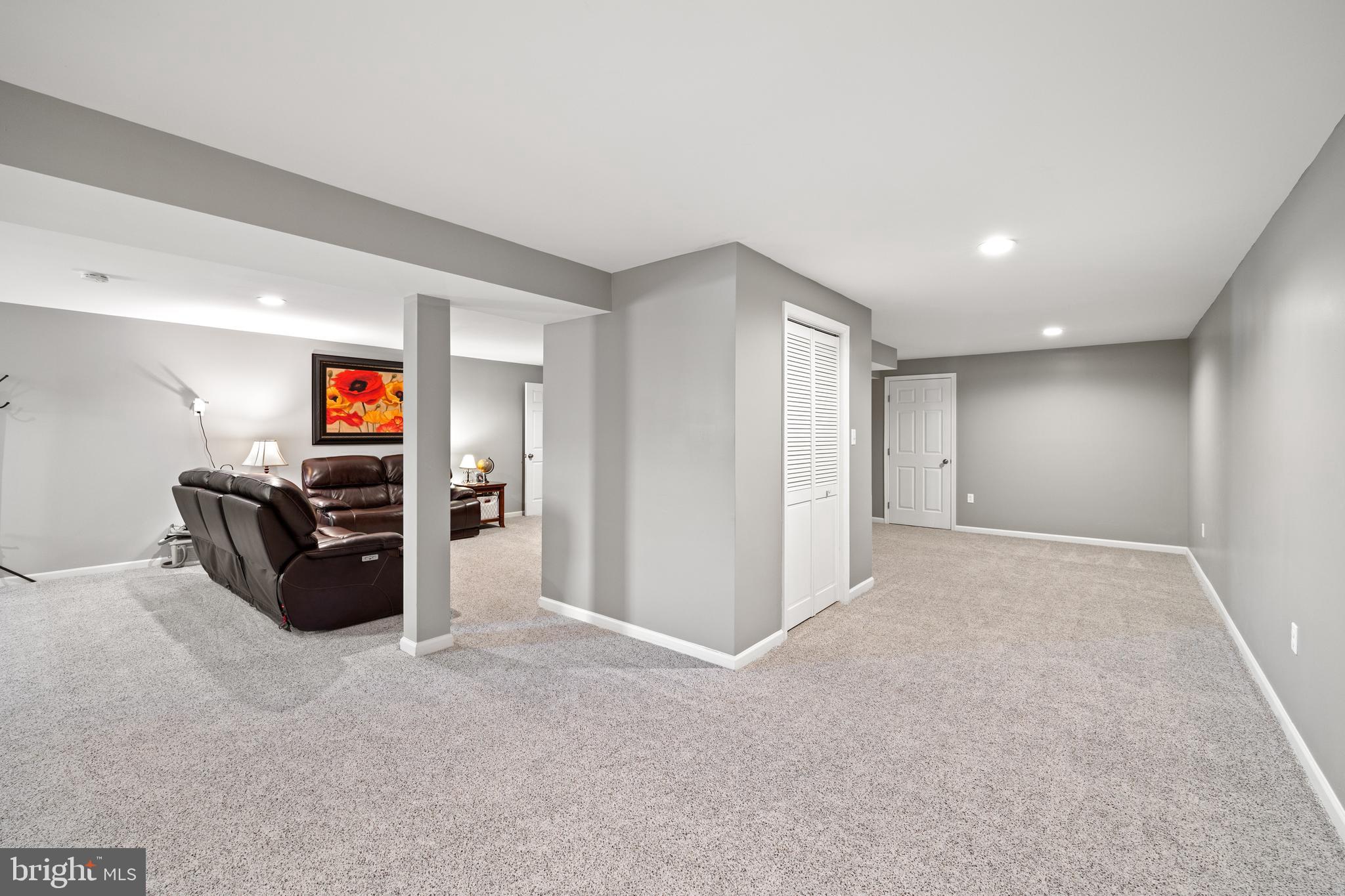 OXBOW ESTATES - Residential