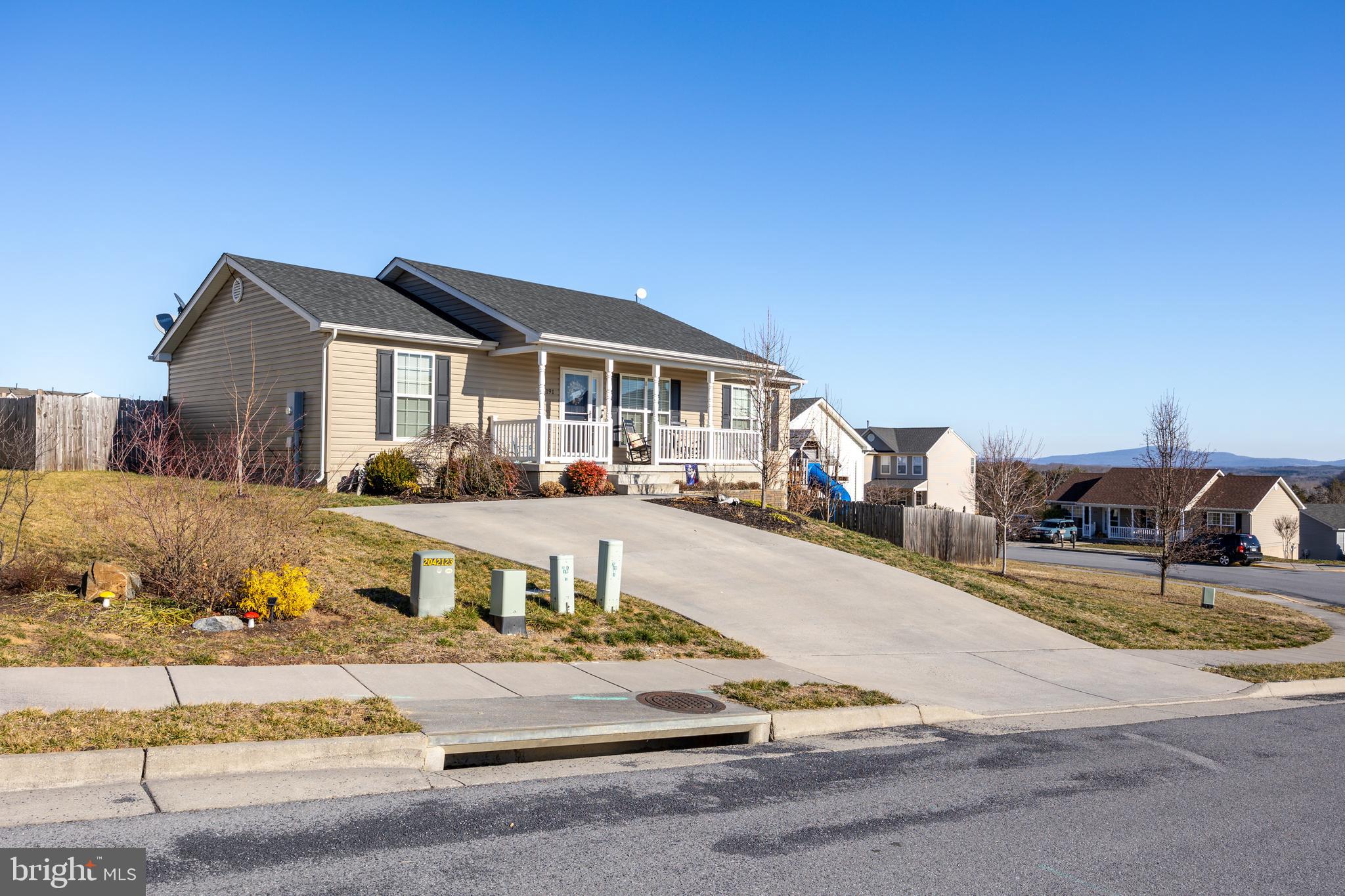 OXBOW ESTATES - Residential