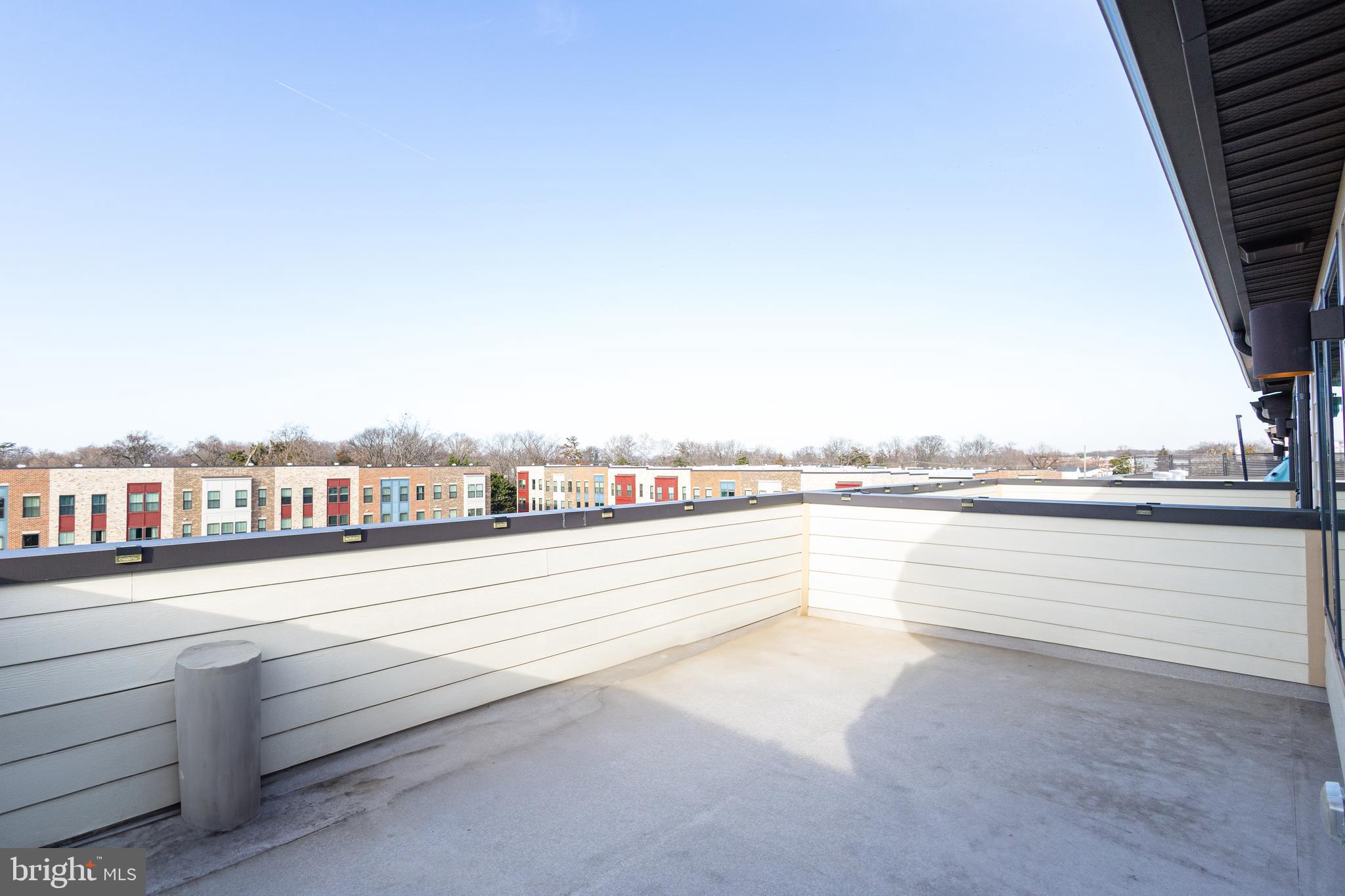 VILLAGE OF TOWNE SQUARE - Residential Lease