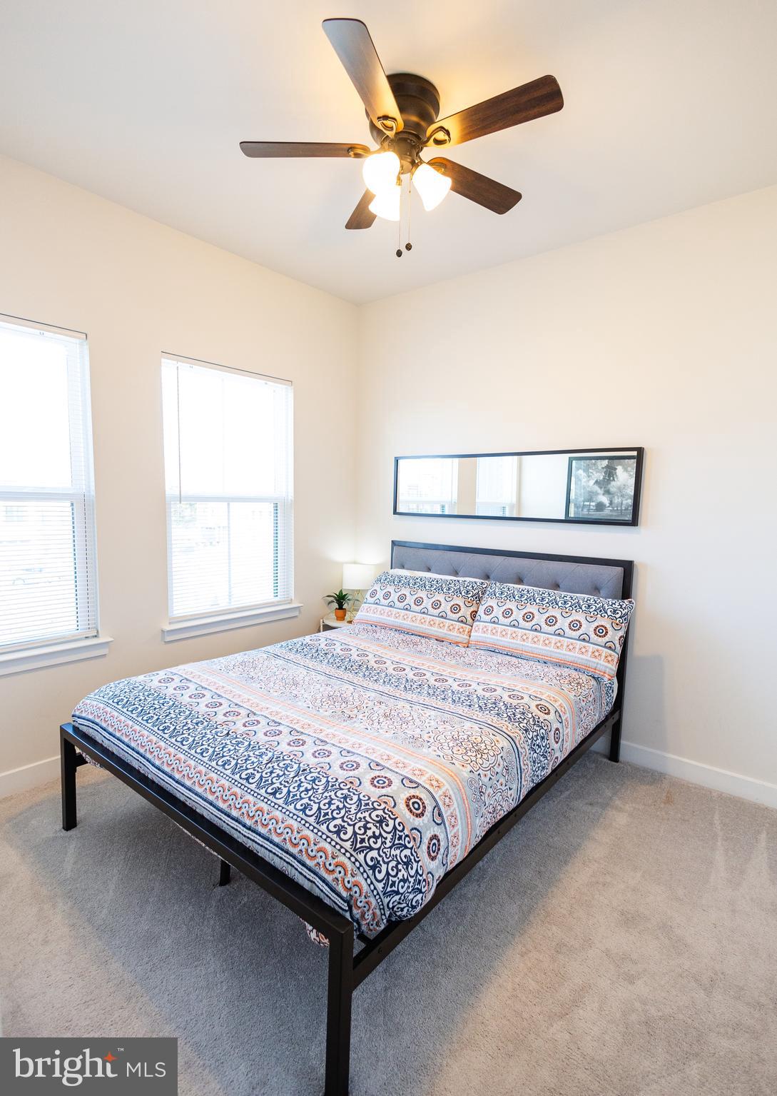 VILLAGE OF TOWNE SQUARE - Residential Lease