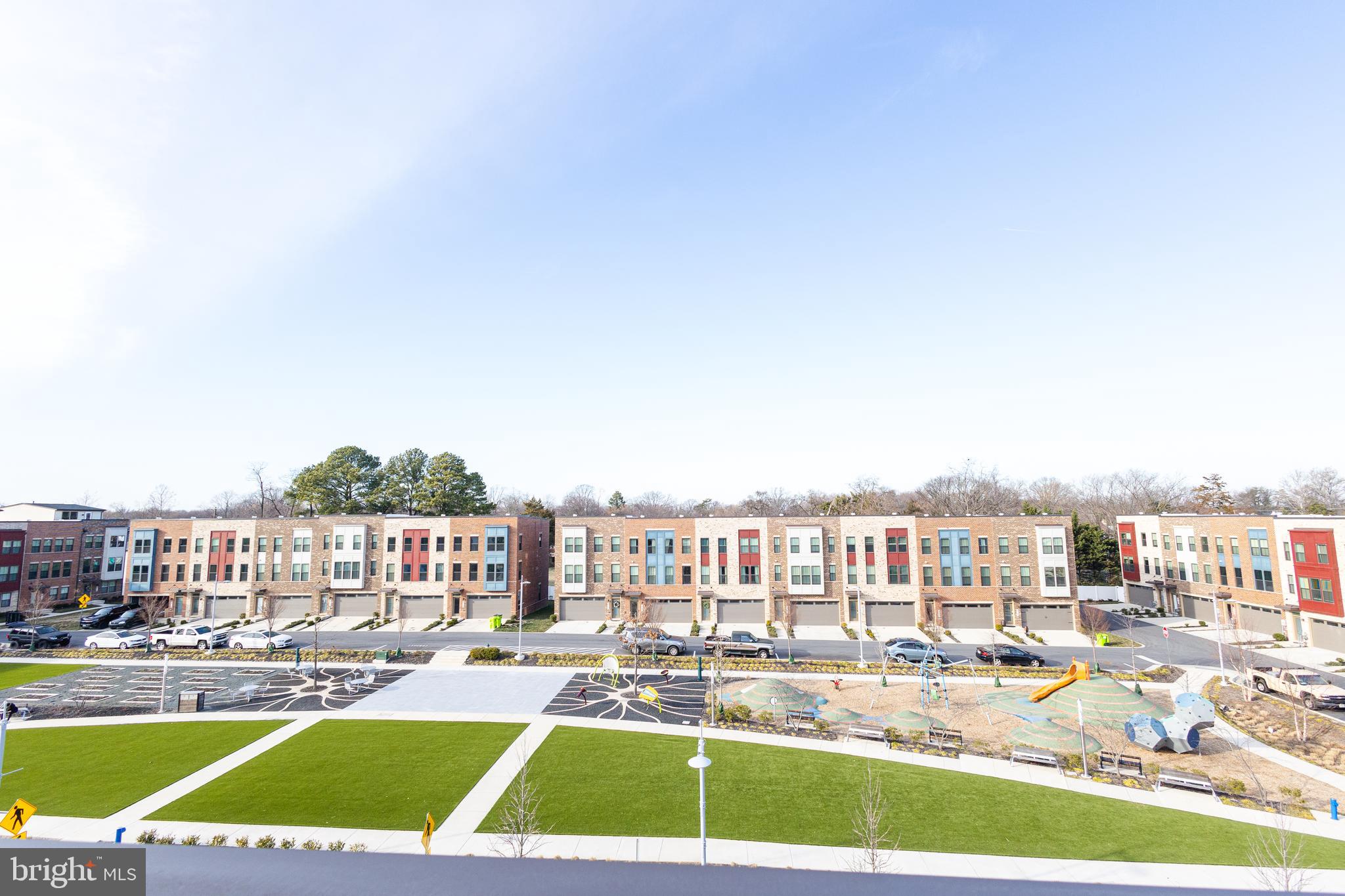 VILLAGE OF TOWNE SQUARE - Residential Lease