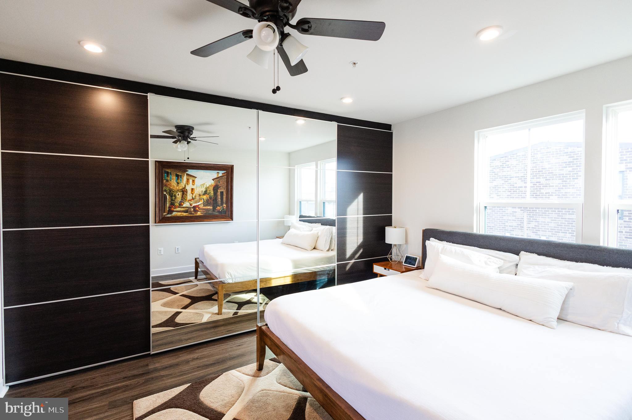 VILLAGE OF TOWNE SQUARE - Residential Lease