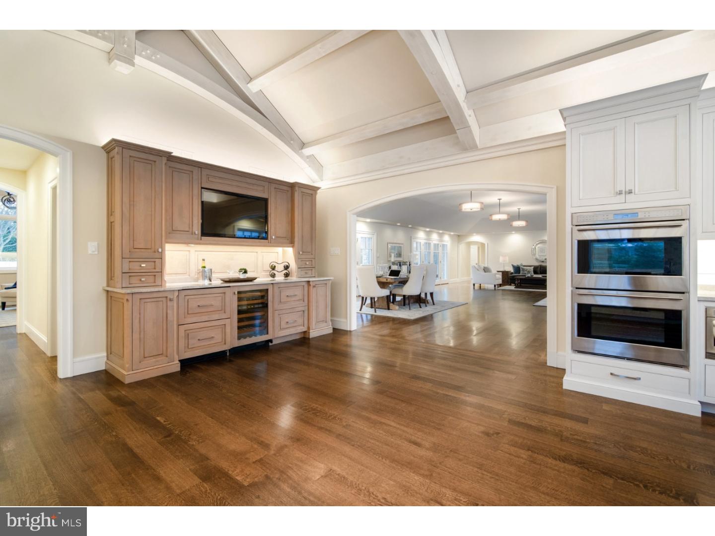 RADNOR HUNT - Residential