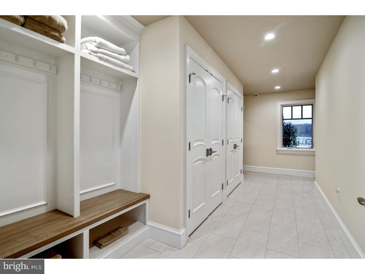 RADNOR HUNT - Residential