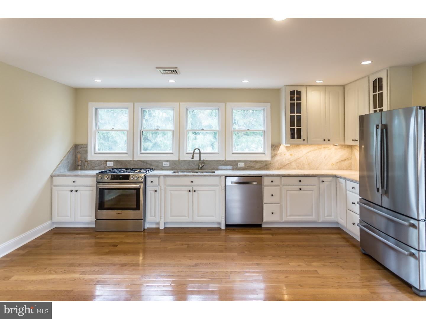 RADNOR HUNT - Residential