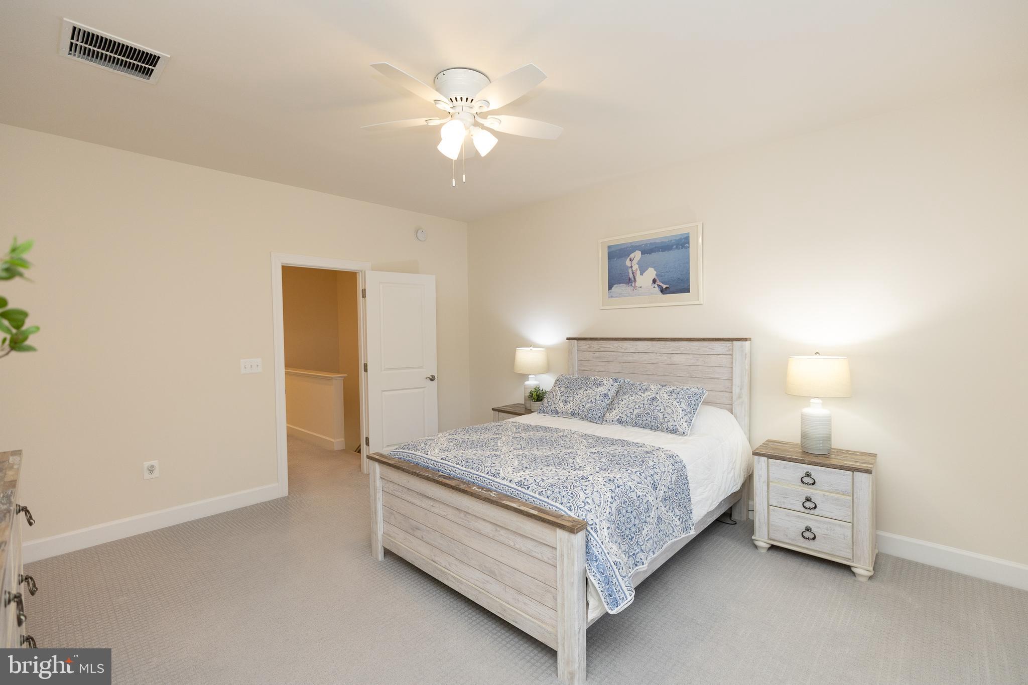 HAYMARKET CROSSING - Residential