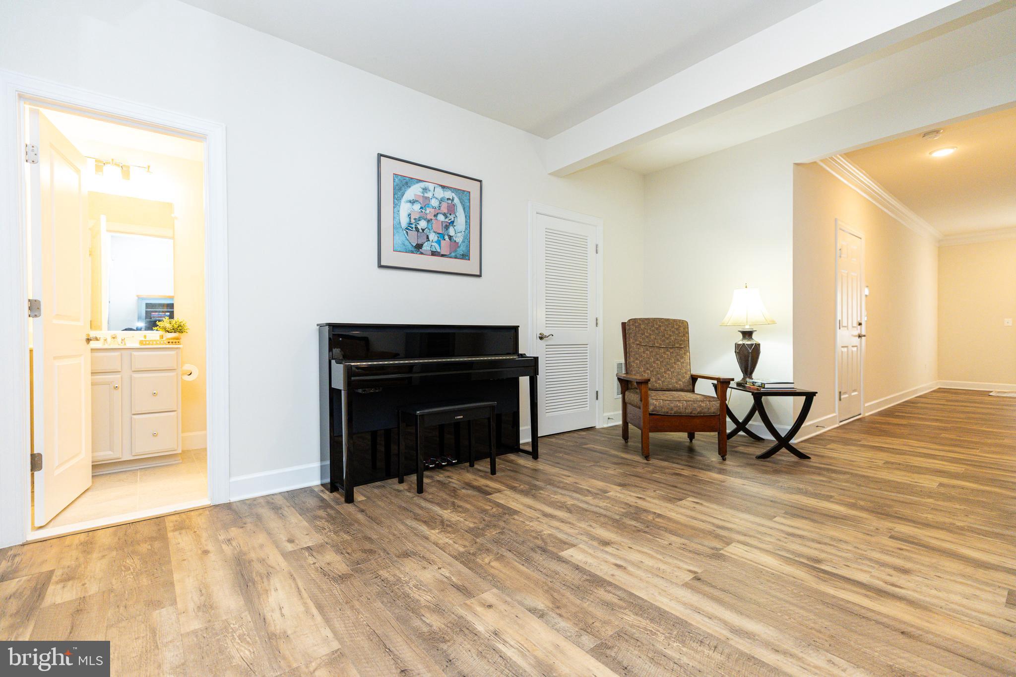 HAYMARKET CROSSING - Residential