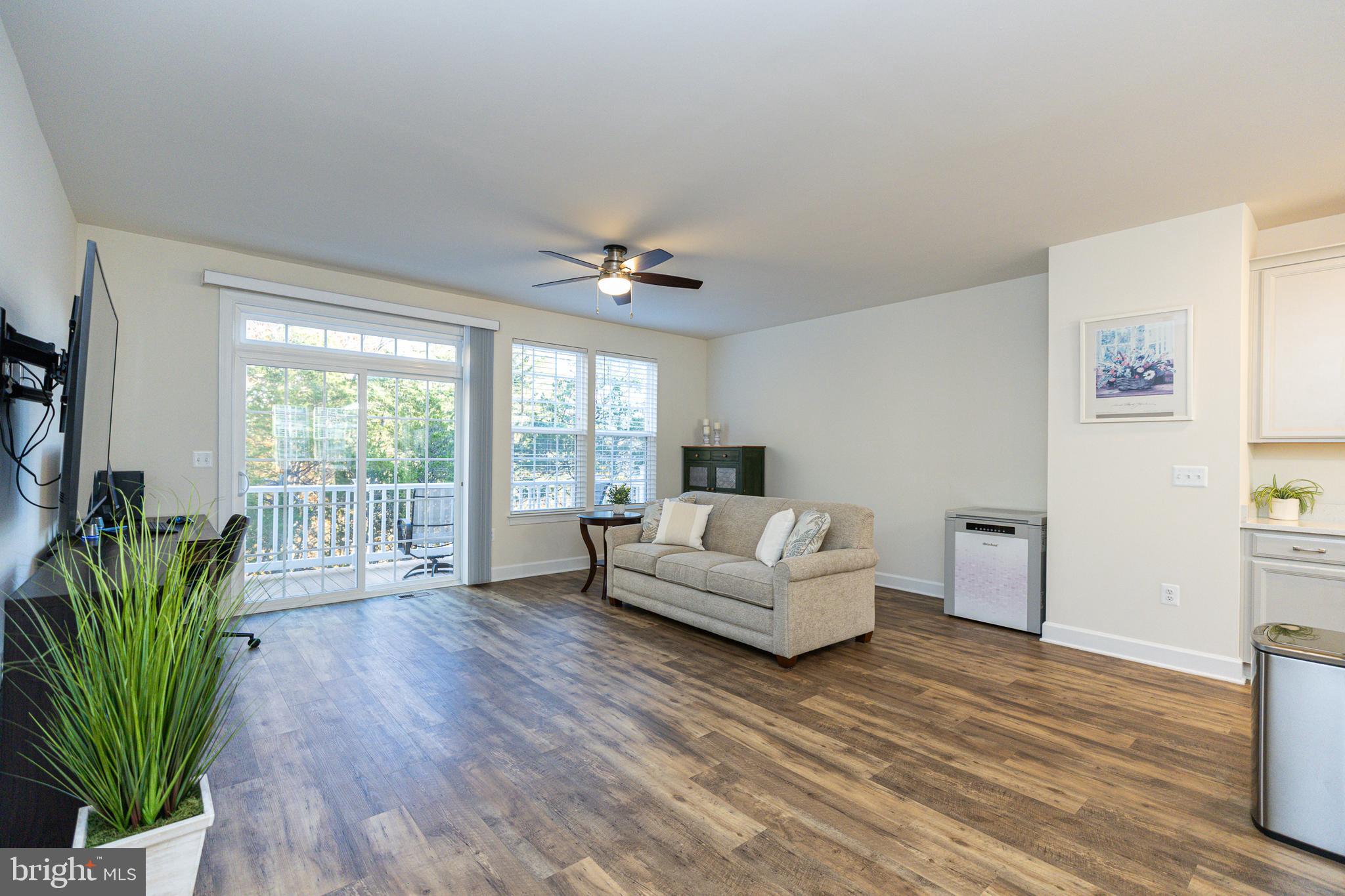 HAYMARKET CROSSING - Residential