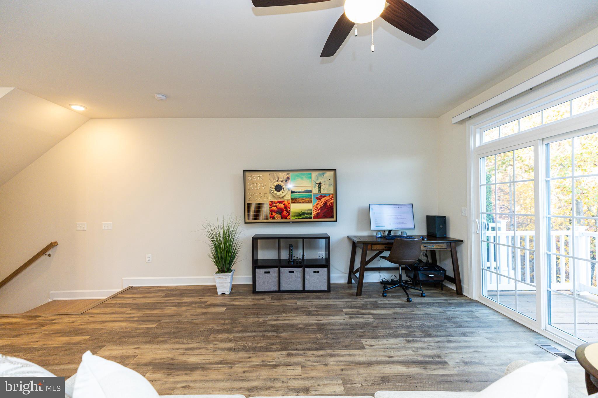 HAYMARKET CROSSING - Residential