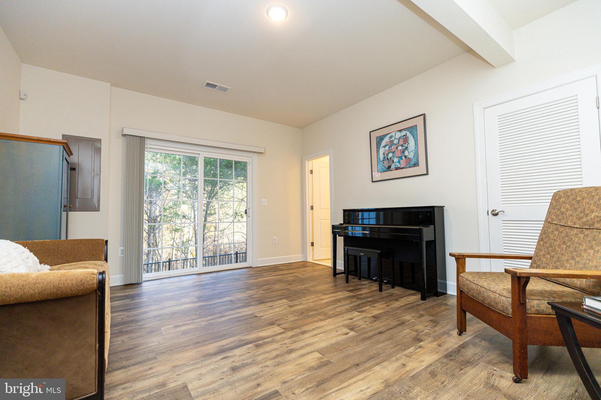 HAYMARKET CROSSING - Residential