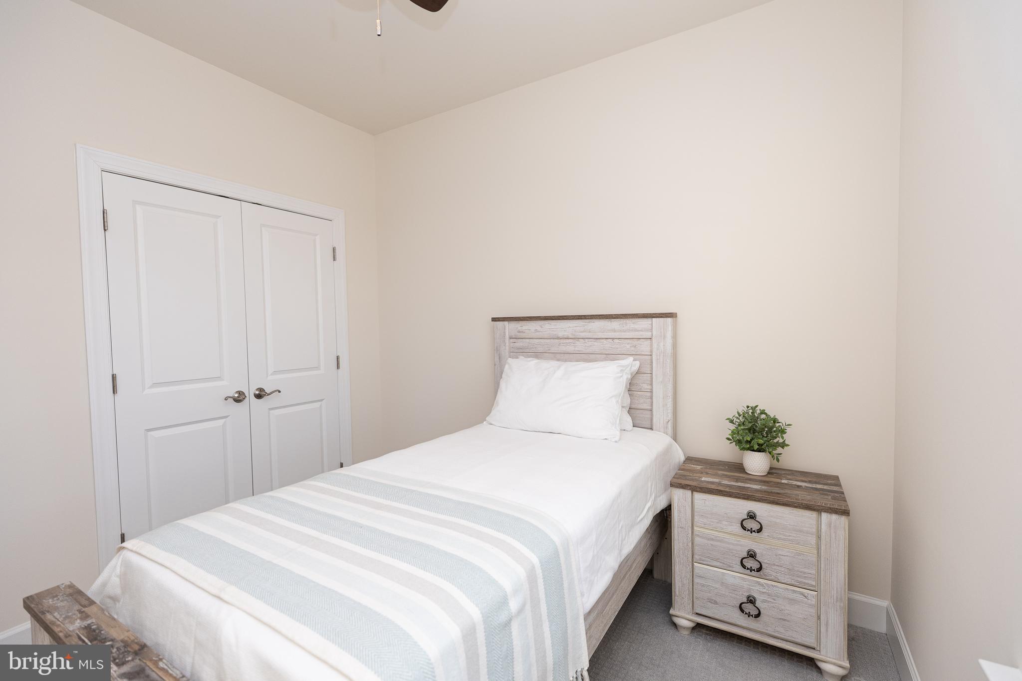 HAYMARKET CROSSING - Residential