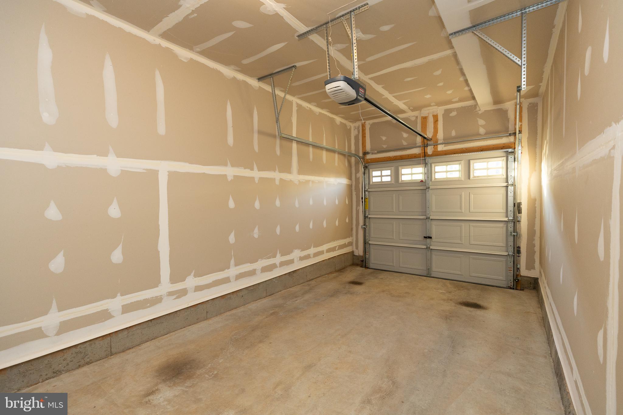 HAYMARKET CROSSING - Residential