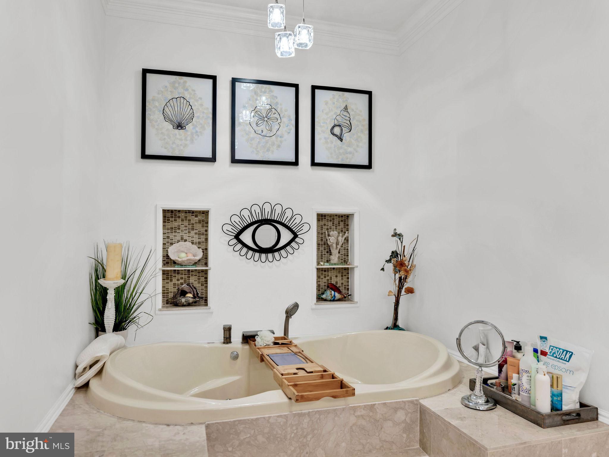 CAPE ISLE OF WIGHT - Residential