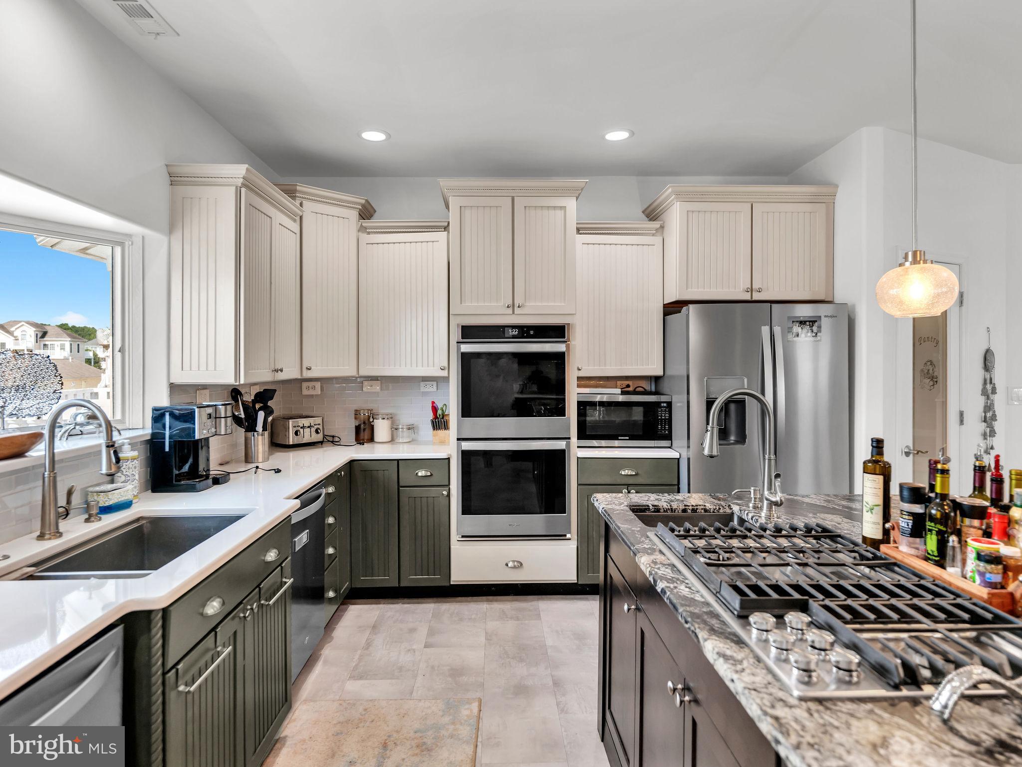 CAPE ISLE OF WIGHT - Residential