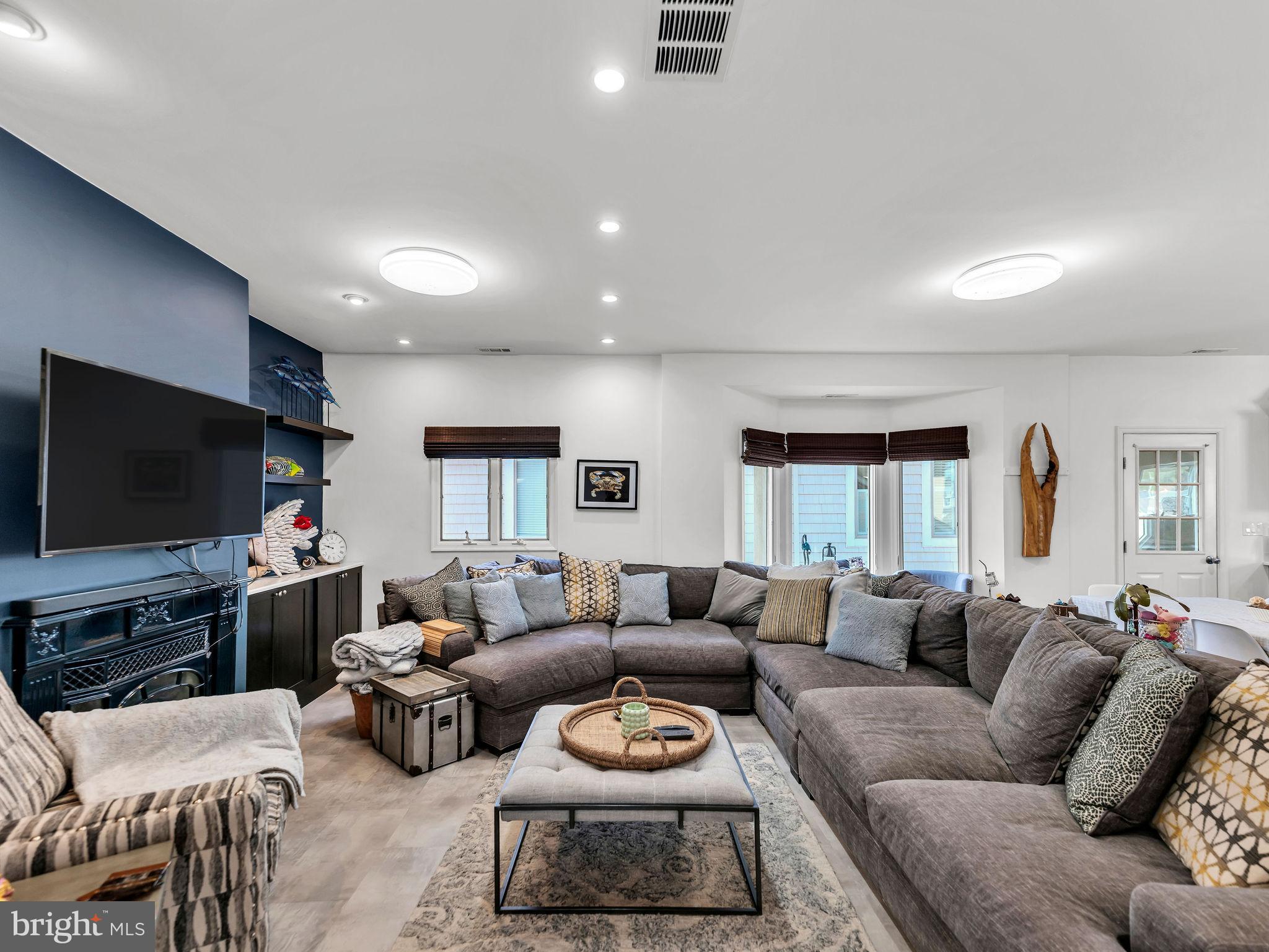 CAPE ISLE OF WIGHT - Residential