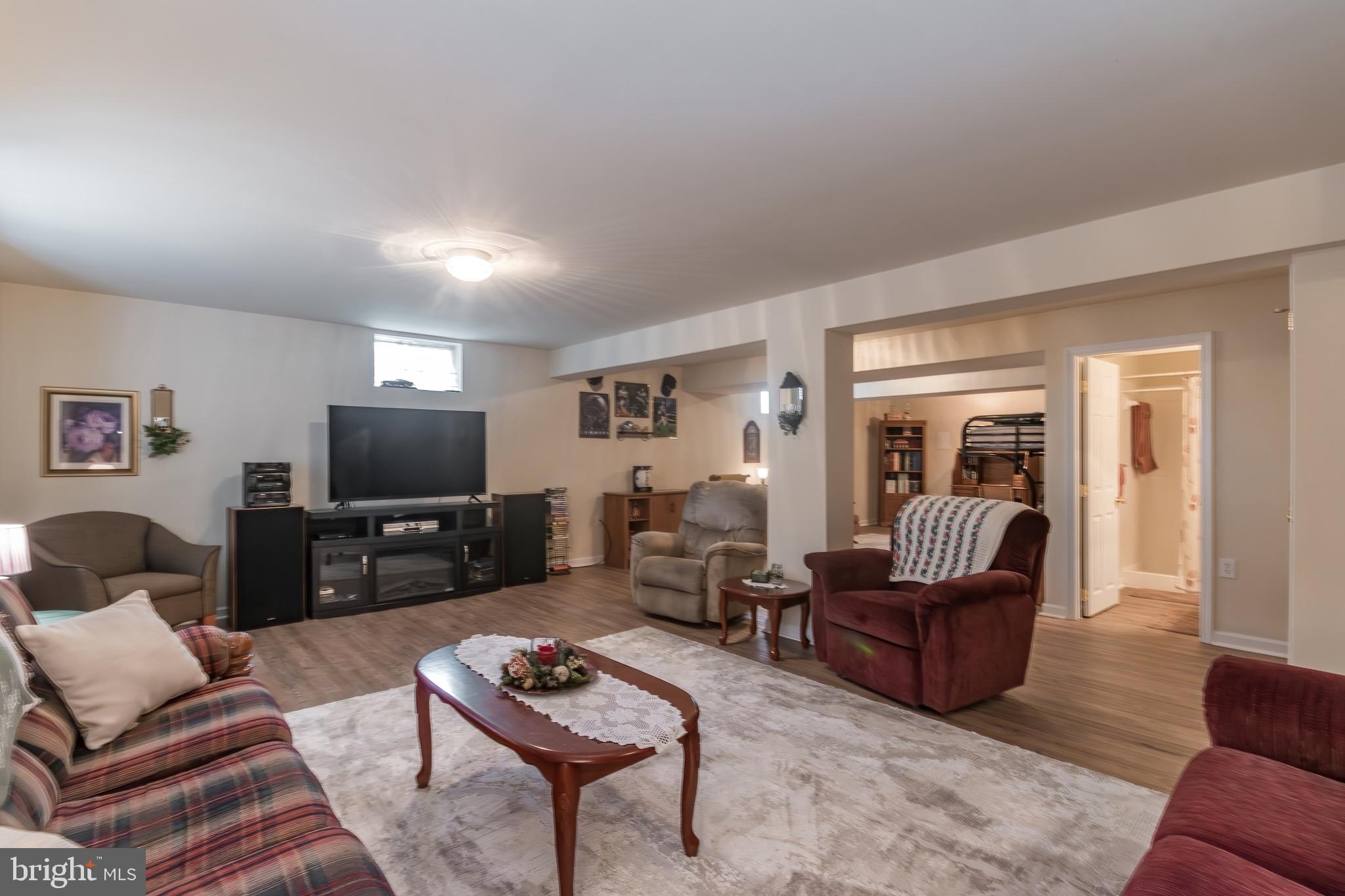 PRENTISS POINT - Residential