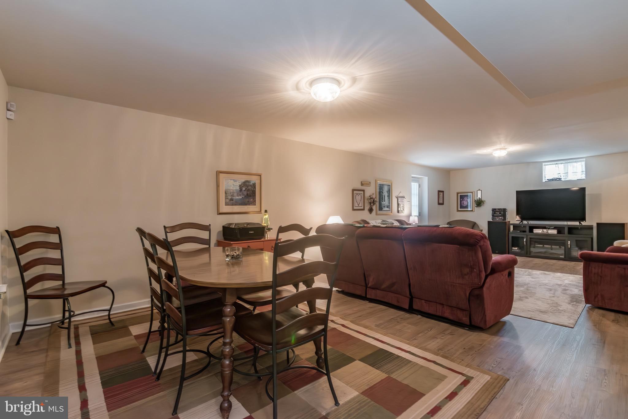 PRENTISS POINT - Residential