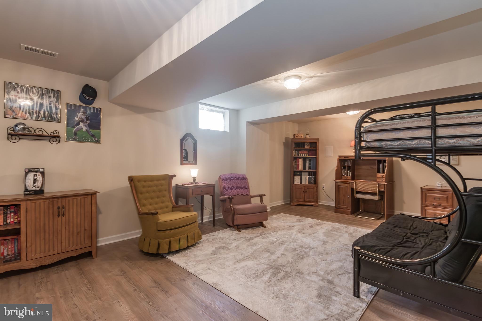 PRENTISS POINT - Residential