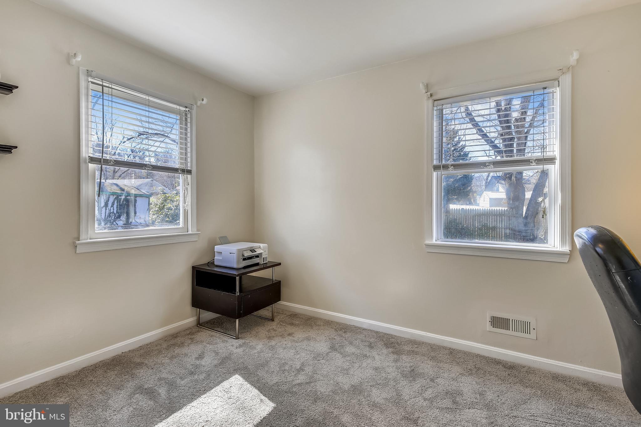 BURGUNDY VILLAGE - Residential