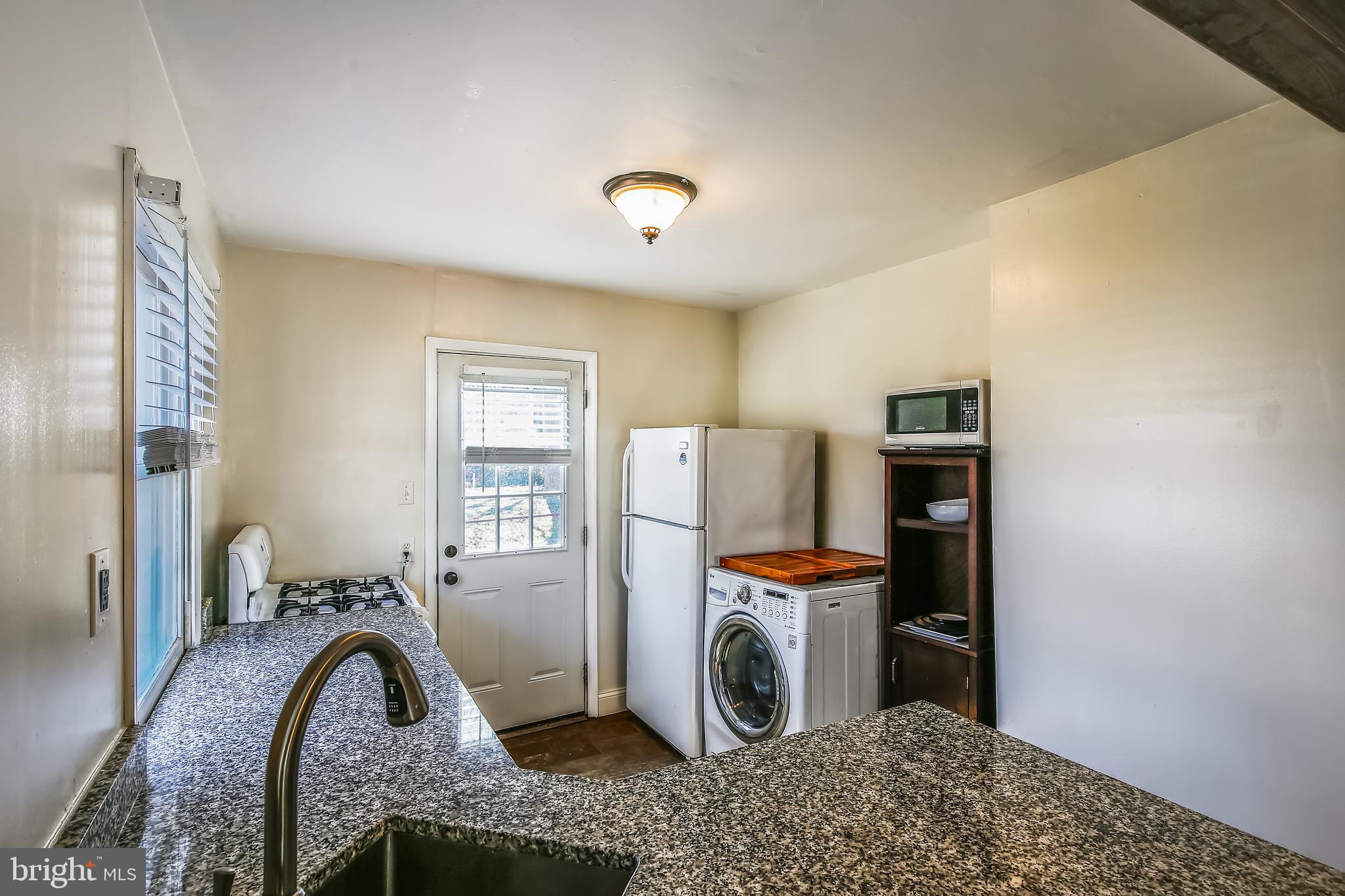 BURGUNDY VILLAGE - Residential