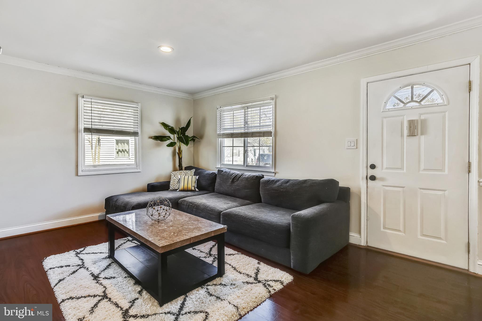 BURGUNDY VILLAGE - Residential