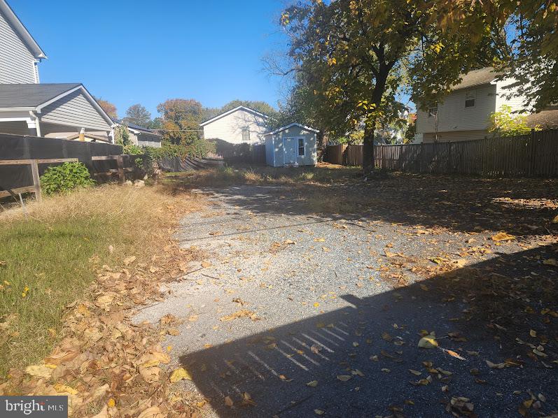 CEDAR HEIGHTS - Land