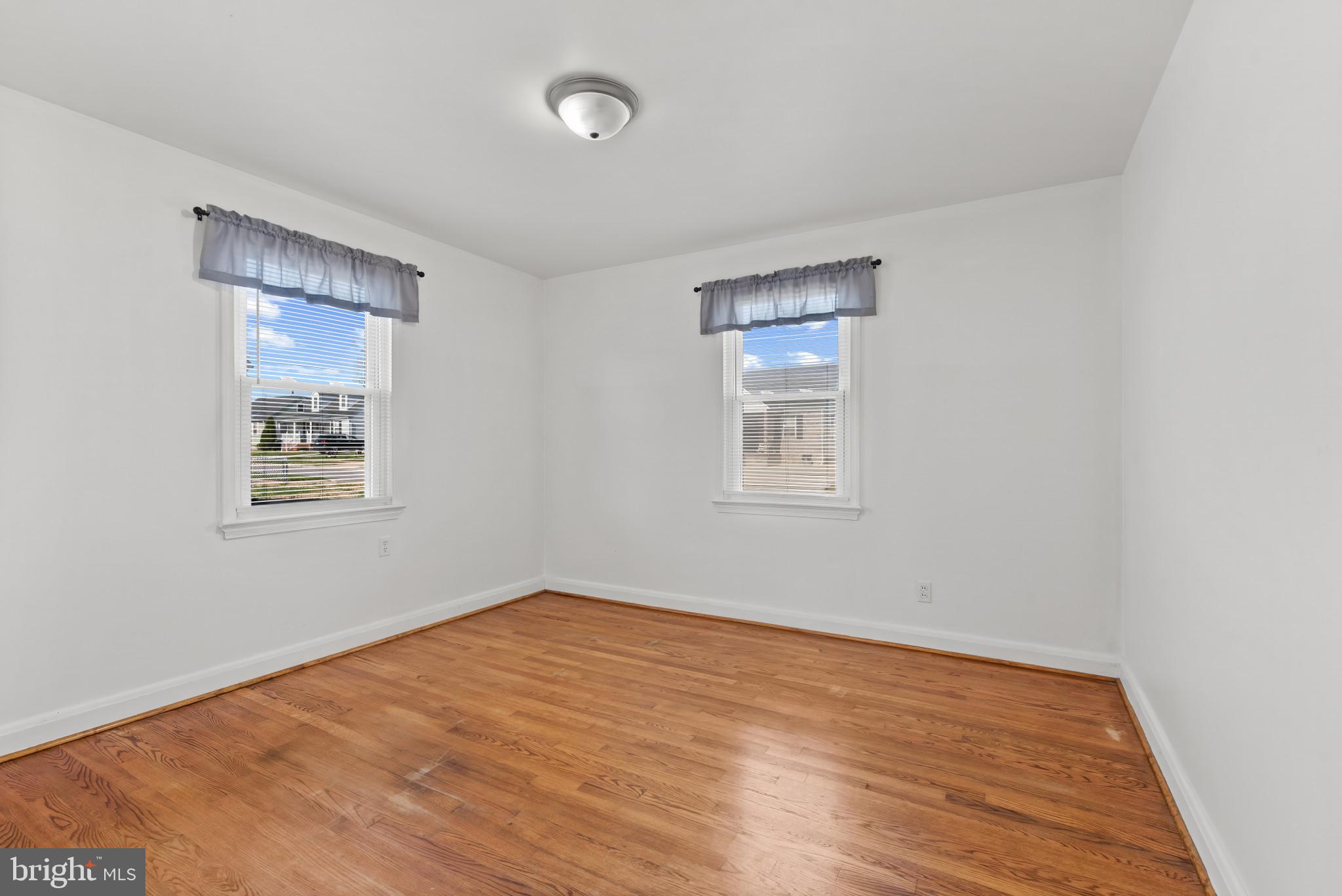 BROOKVIEW - Residential