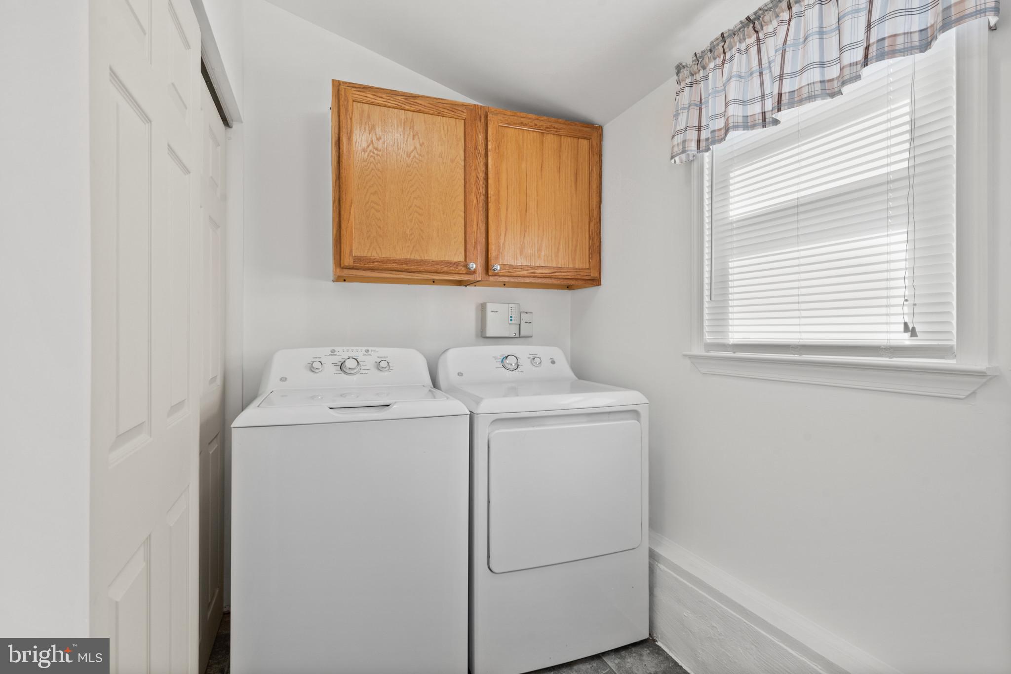 BROOKVIEW - Residential