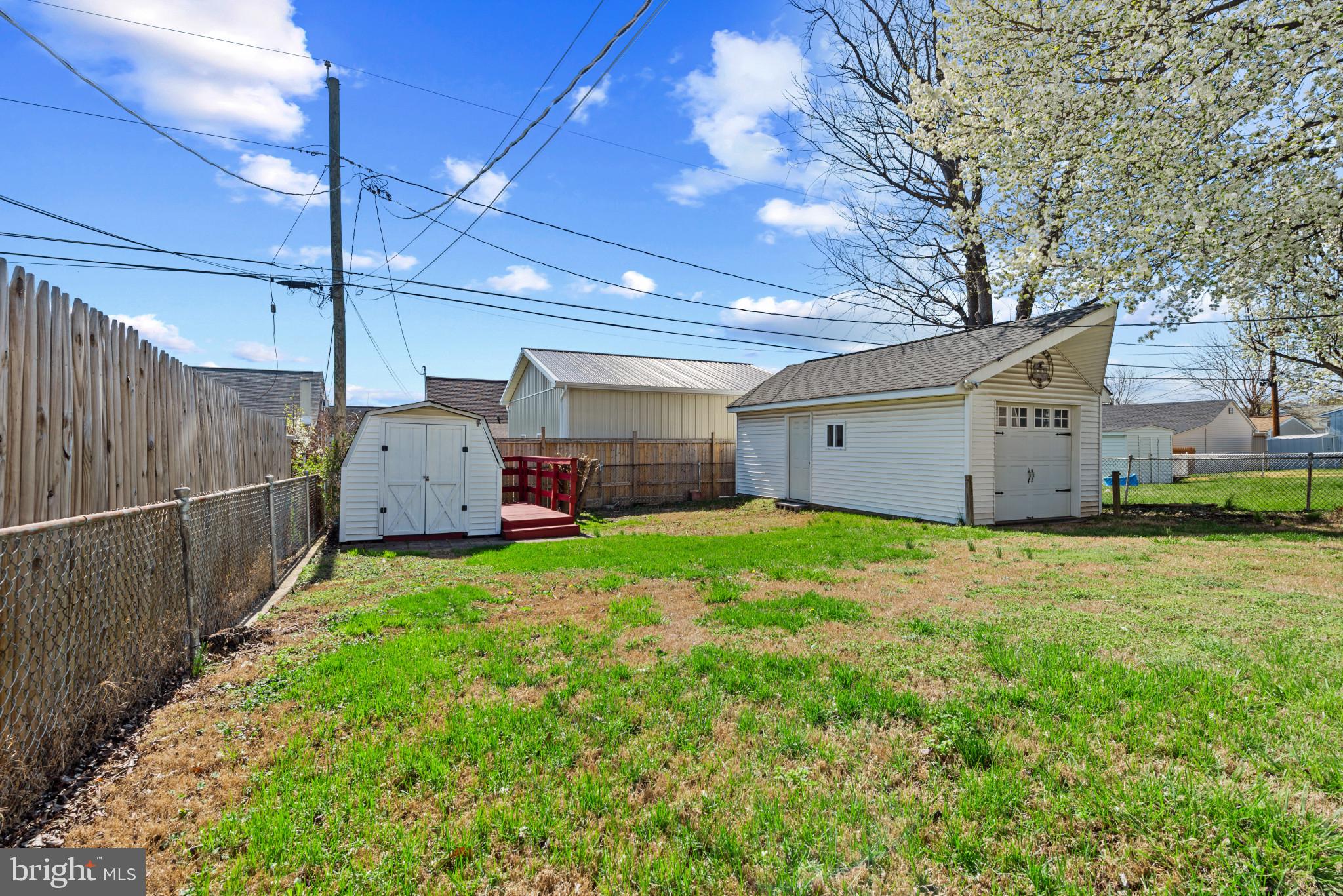 BROOKVIEW - Residential