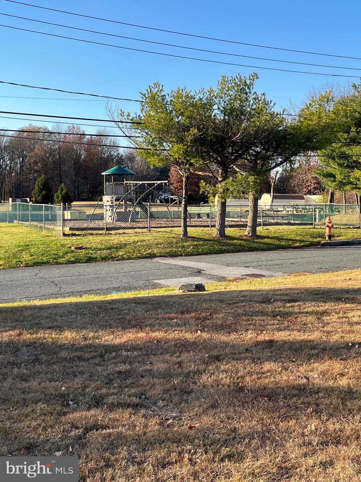 ROSEDALE - Residential