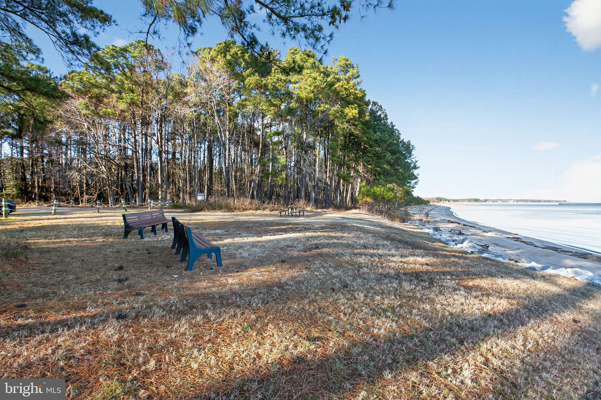 CEDAR COVE - Residential