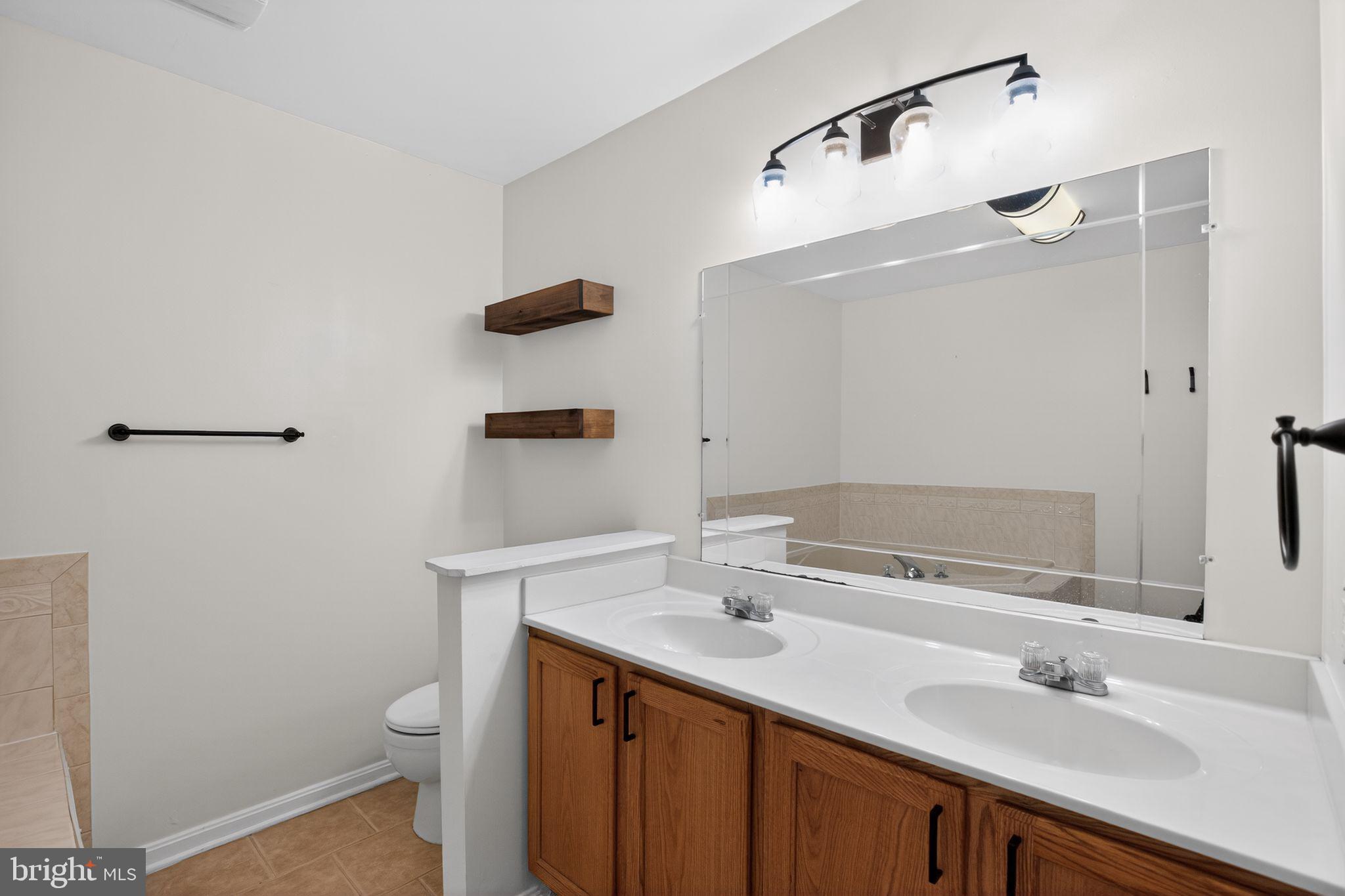 CEDAR COVE - Residential