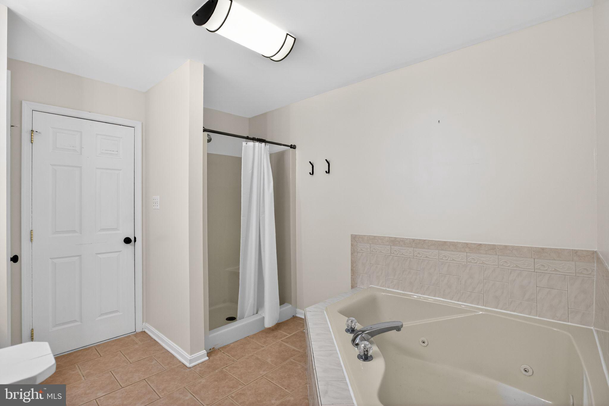 CEDAR COVE - Residential