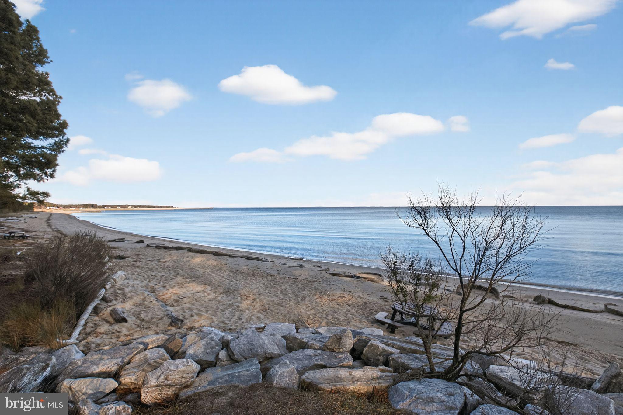 CEDAR COVE - Residential