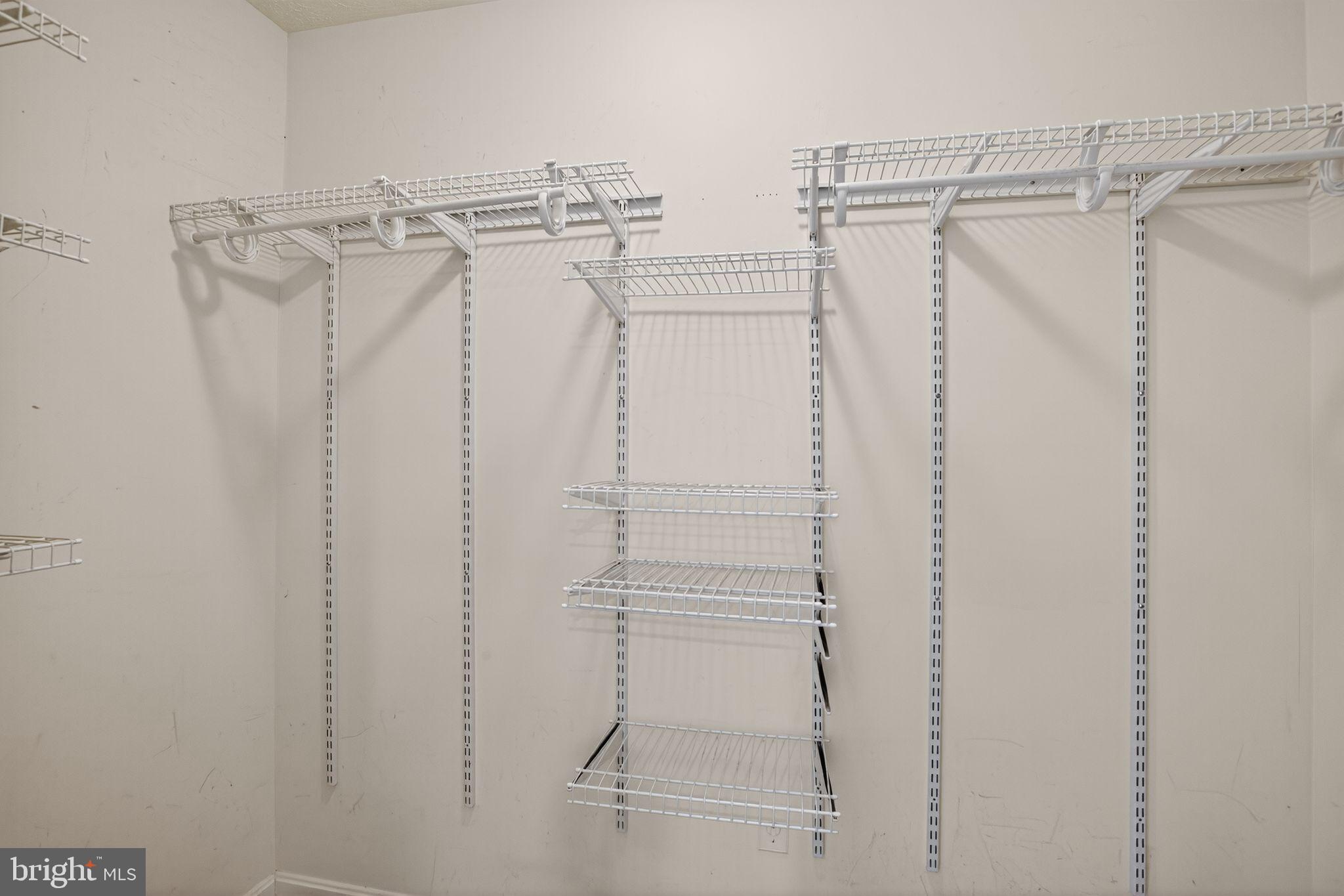 CEDAR COVE - Residential