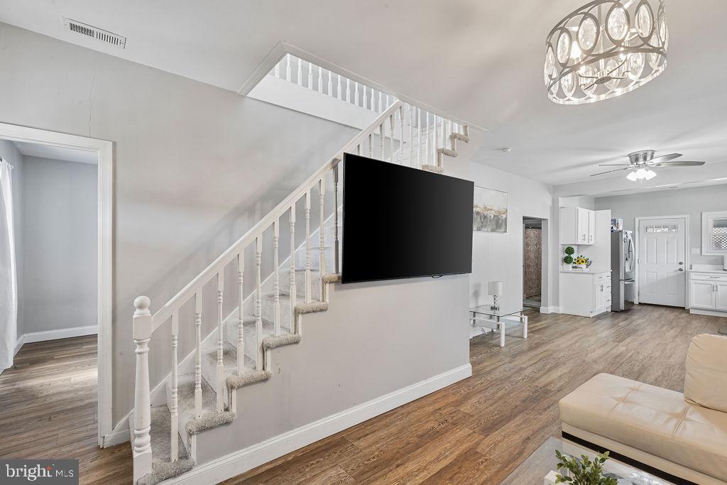 RIVIERA BEACH - Residential