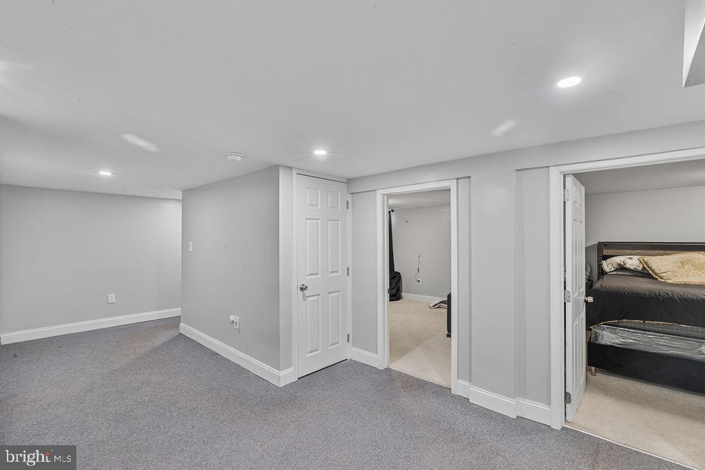 RIVIERA BEACH - Residential