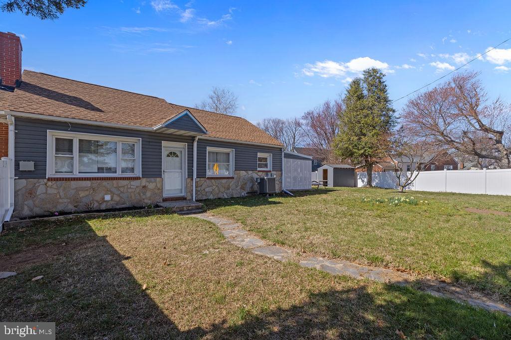 RIVIERA BEACH - Residential